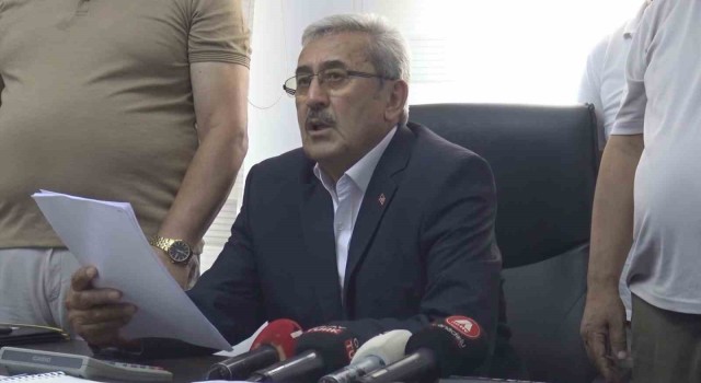 CHPde istifa şoku: 9 meclis üyesi istifa etti