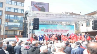CHP aday tanıtım töreninde ilginç reklam: Ben Kemal, zaten buradayım