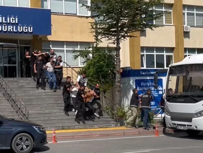 Ehliyet sınavında yapay zekalı sahtecilik operasyonu: 15 tutuklama