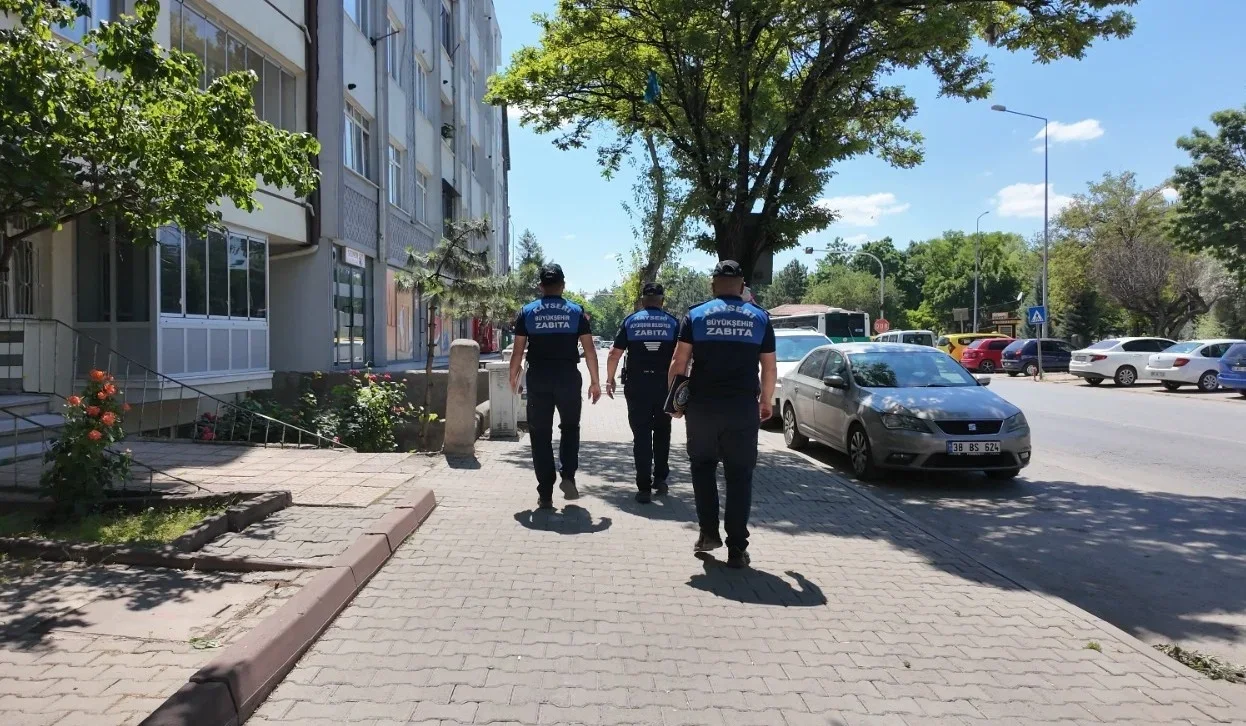 Zabıtadan marketlerde denetim