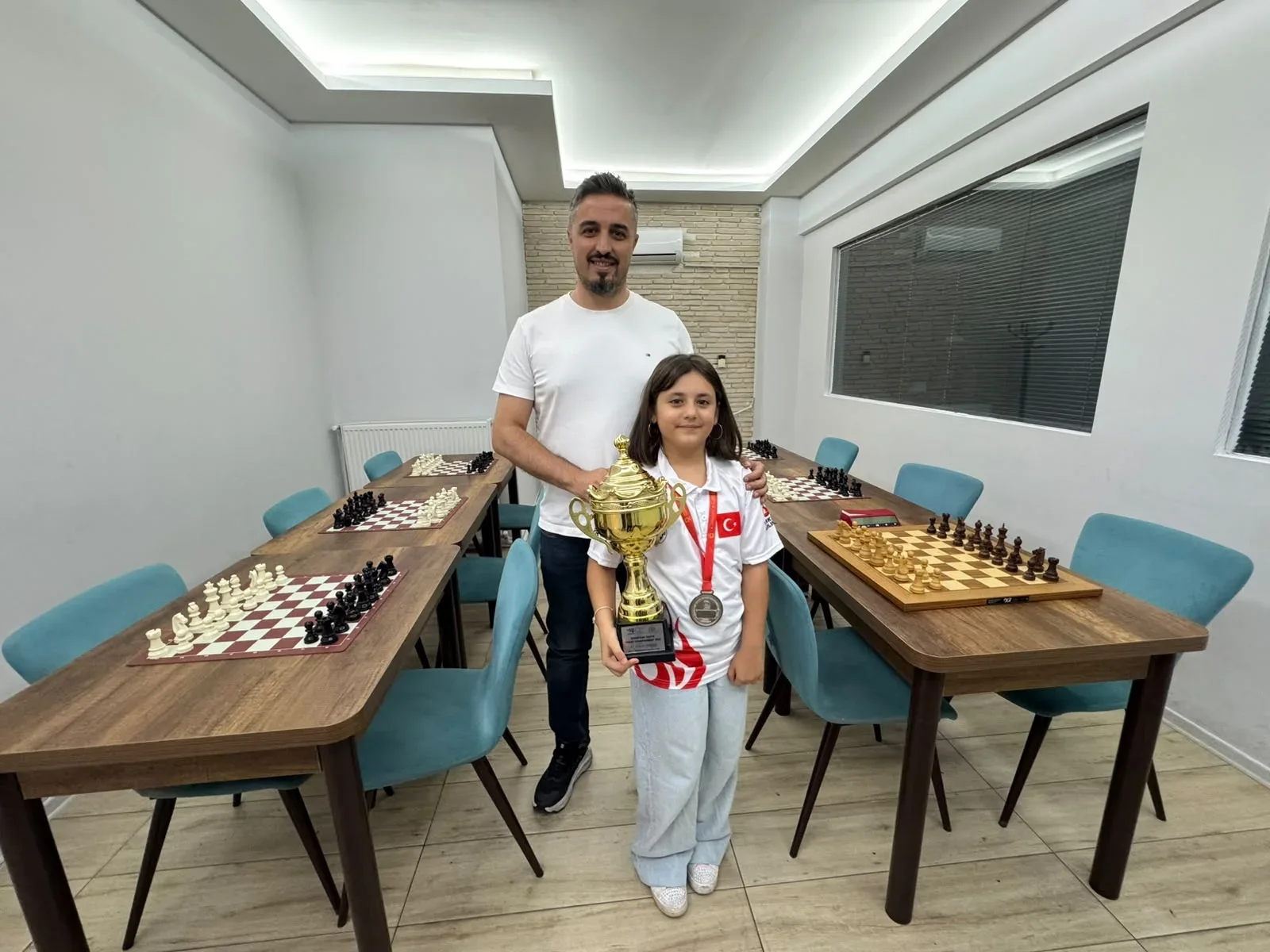 Satrançta Avrupa ikincisi Ada Zeynep, yeni başarı için hazırlanıyor