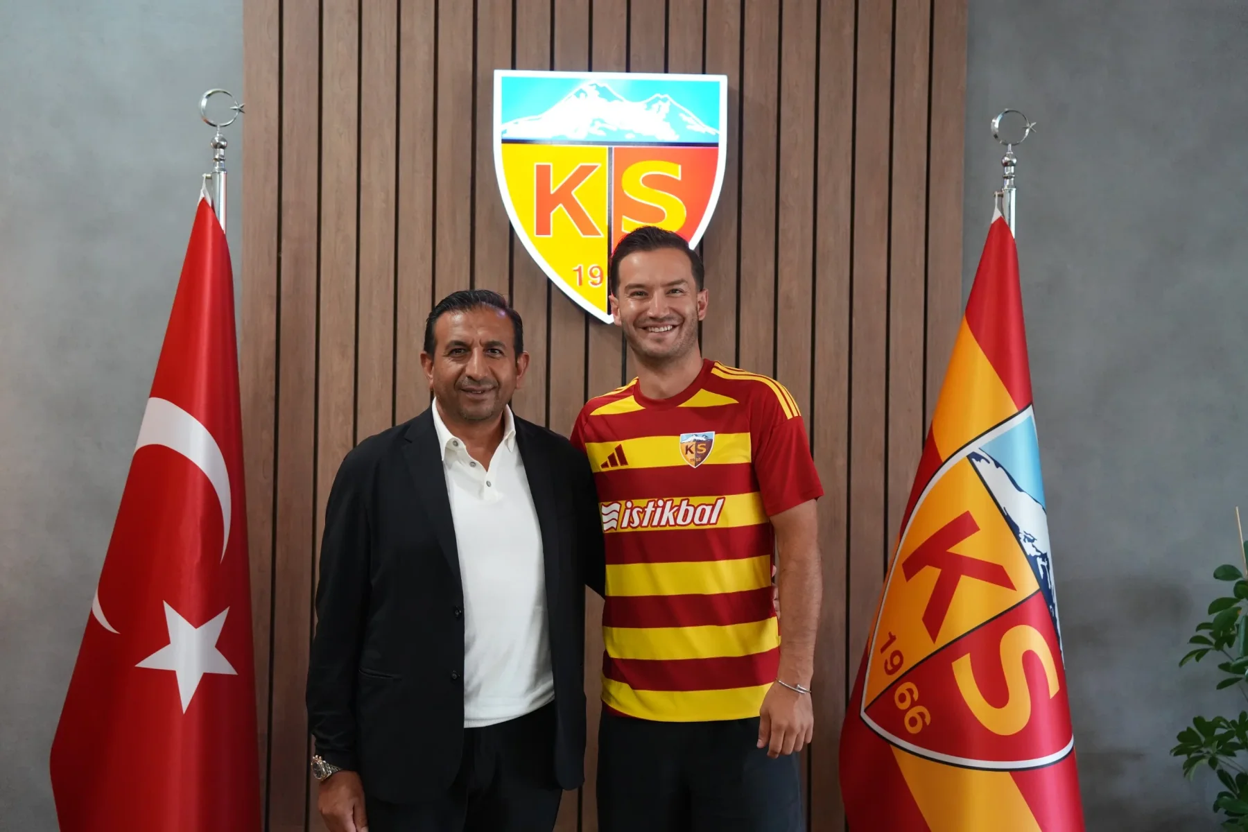 Kayserispor Oğulcan Çağlayan’ı transfer etti
