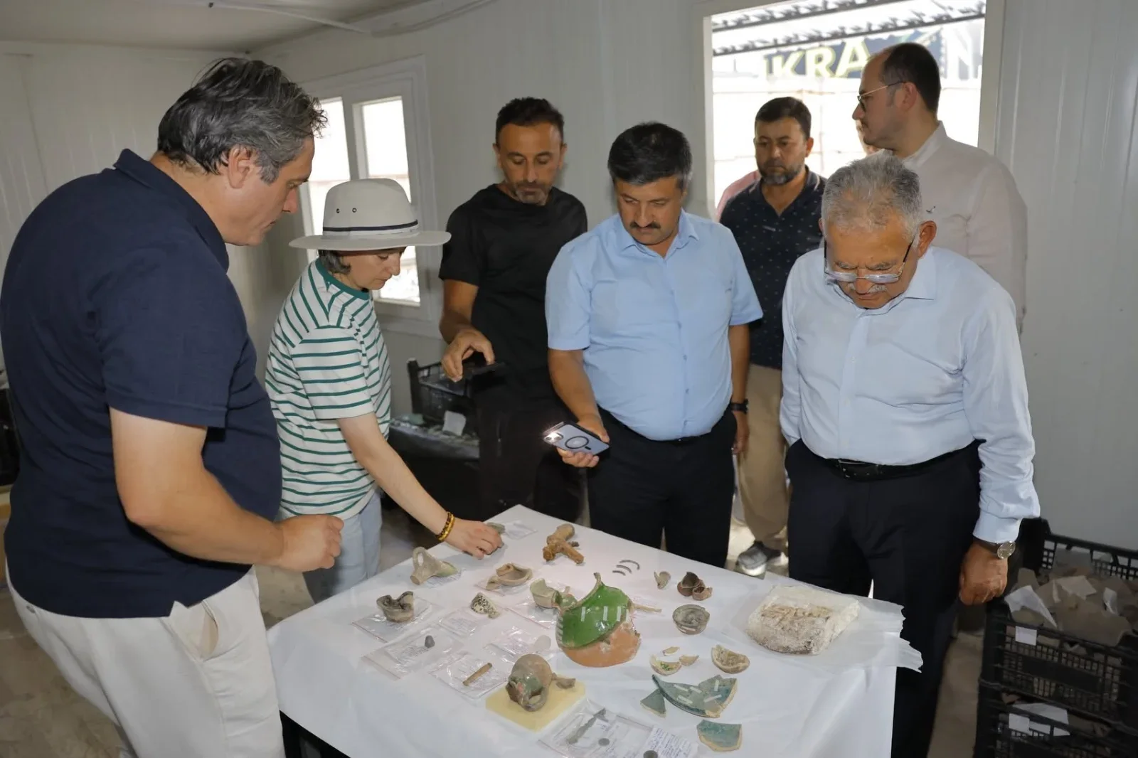 Camikebir’de tarihi medrese kalıntıları gün yüzüne çıkarılıyor
