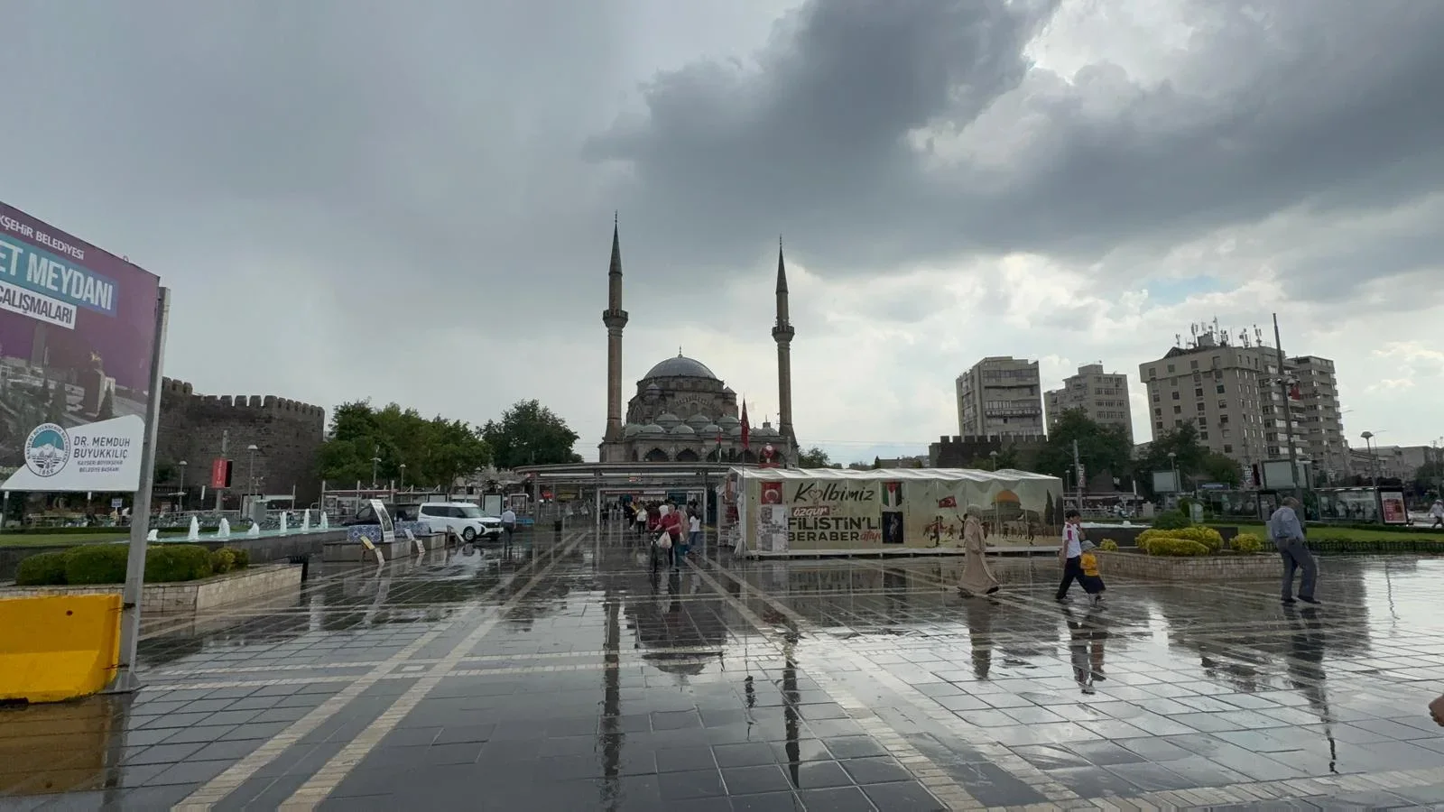 Kayseri’de Sağanak Yağış Etkili Oldu