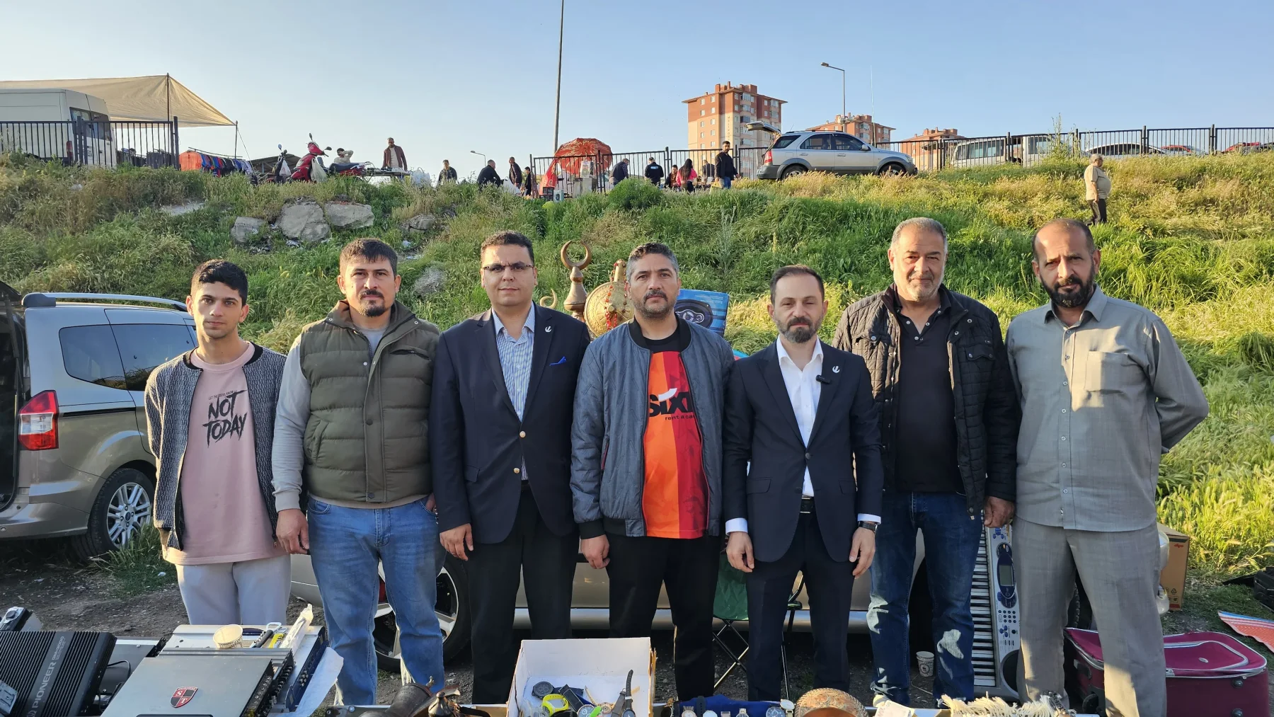 Bitpazarı’nda Halkın Gerçek Gündemi: Yeniden Refah Partisi’nden Esnaf Ziyareti