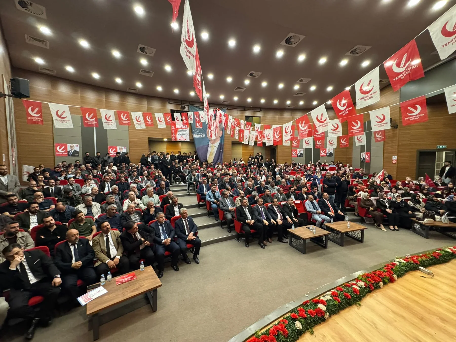 YRP'li Osmanağaoğlu’ndan AK Parti’ye Geçen 4 Meclis Üyesine ‘Cehenneme kadar yolunuz var’ Mesajı