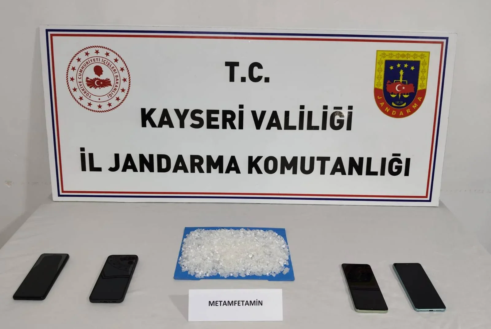 Kayseri’de uyuşturucu operasyonu: 4 gözaltı