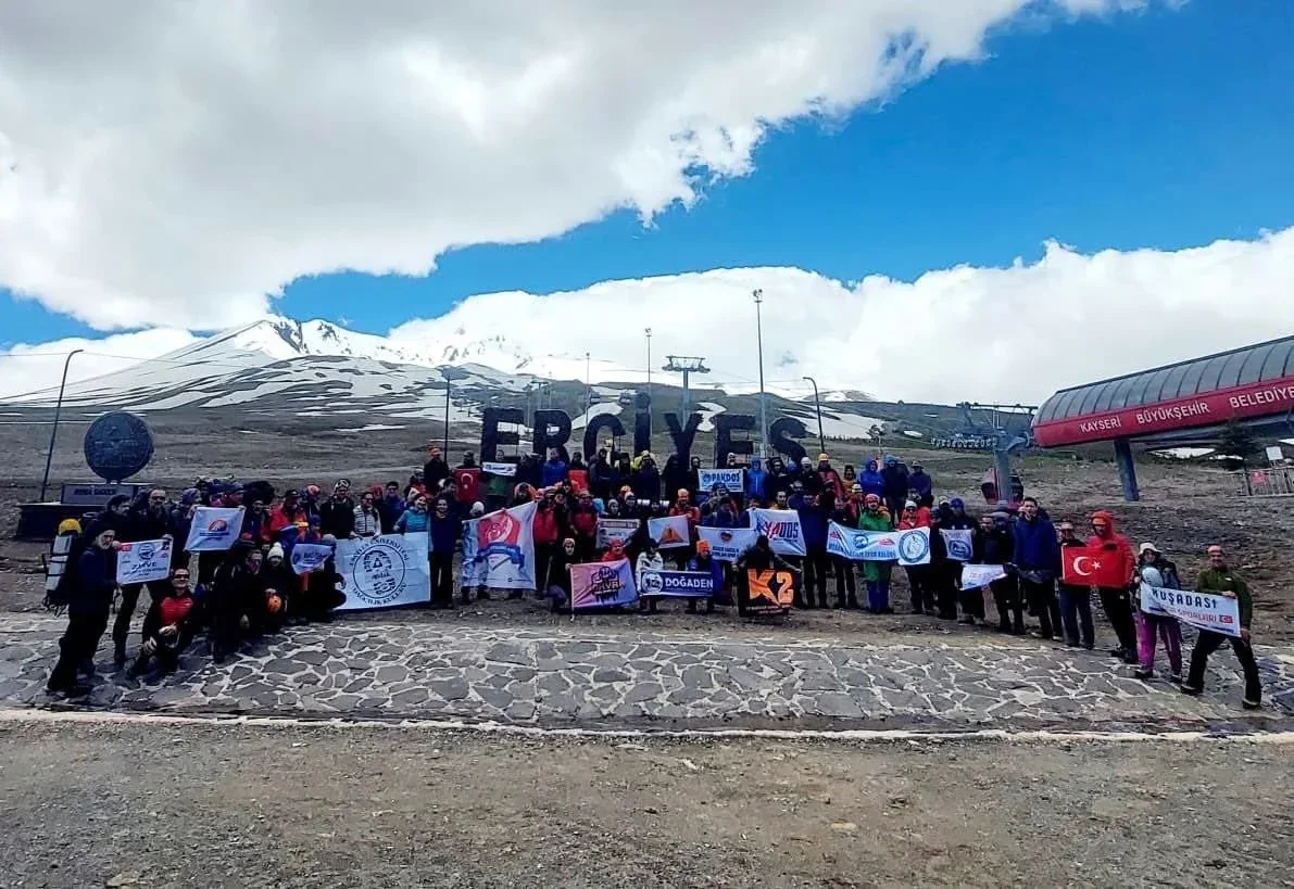Erciyes’e 19 Mayıs Tırmanışı