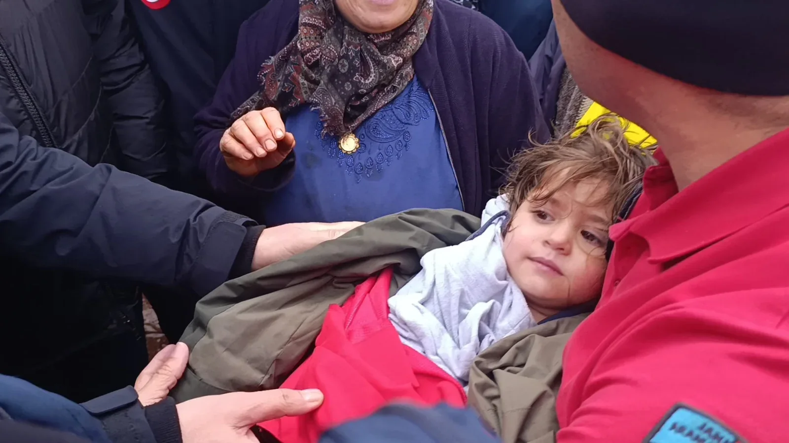Kayıp Aybüke'nin Babası Yaşadıklarını Anlattı: Çiçek Toplamaya Çıkmış, Yolunu Kaybetmiş