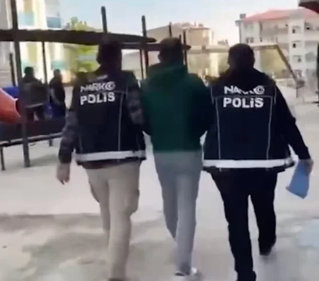 Kayseri'nin de aralarında bulunduğu 69 ildeki operasyonlarda 708 kilo uyuşturucu ele geçirildi
