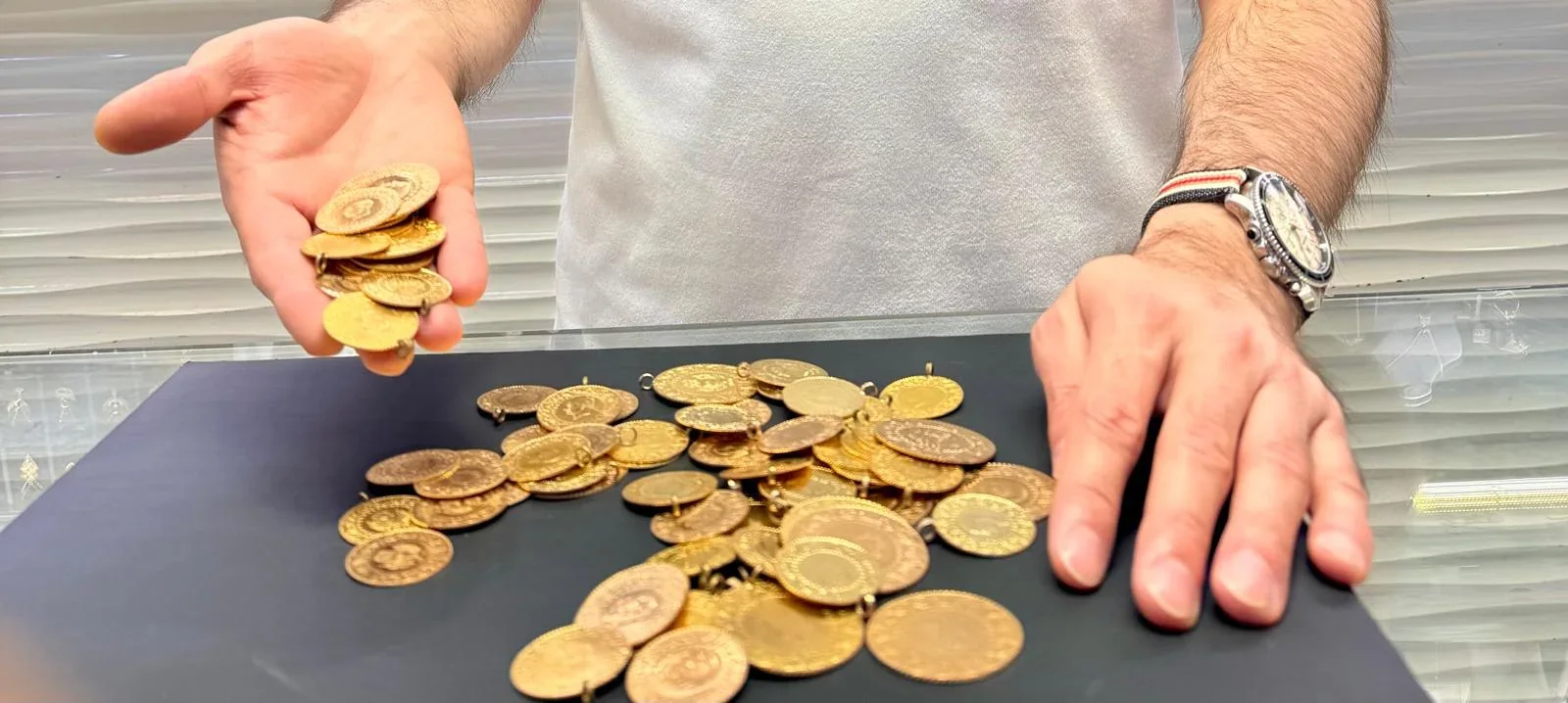 Uzmanından altın yorumu: Gram altındaki 6 bin 500-7 bin TL fiyat bandı 1-2 ay daha belki devam eder