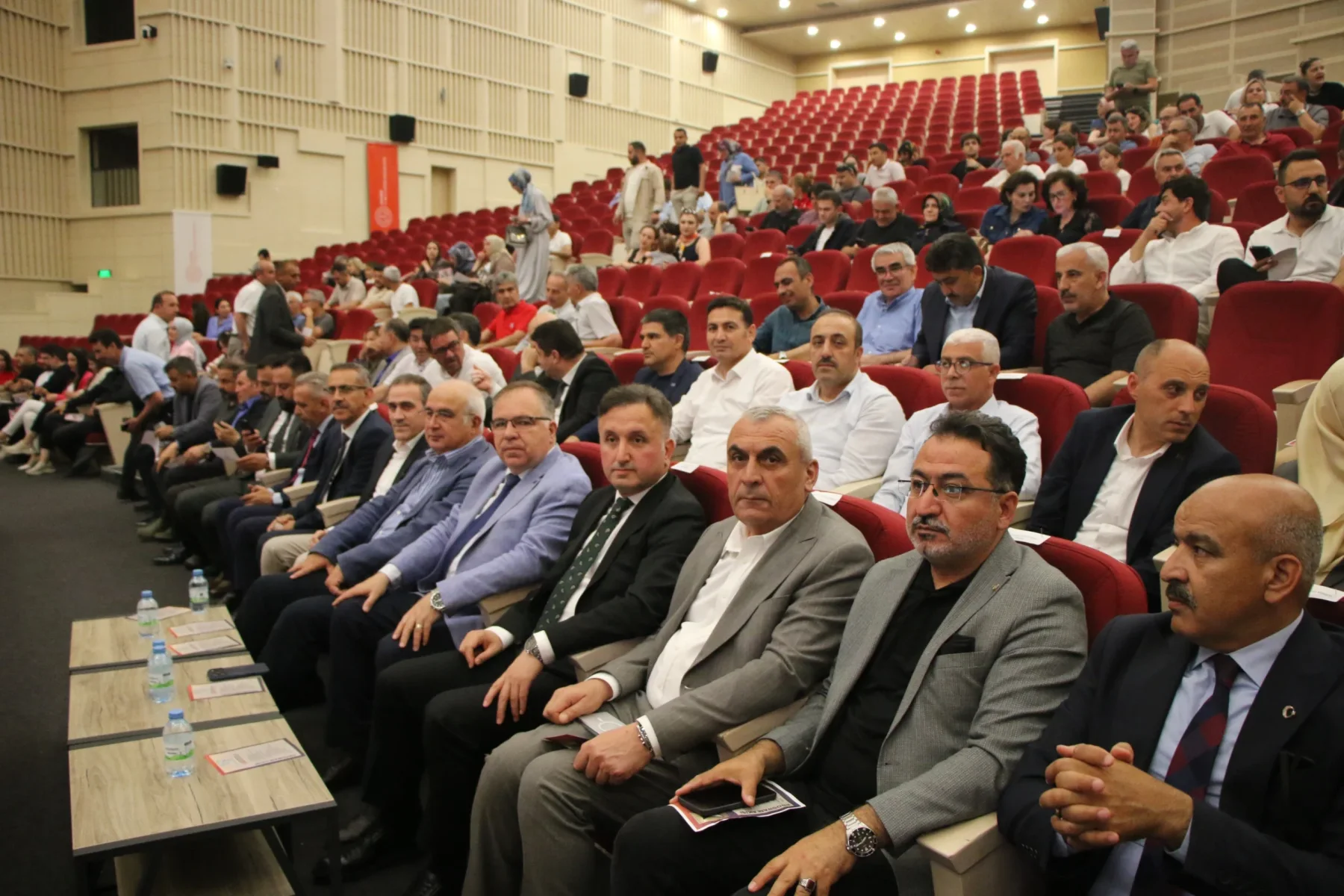 Kayseri’de Eğitimin En’leri Ödüllerini Aldı
