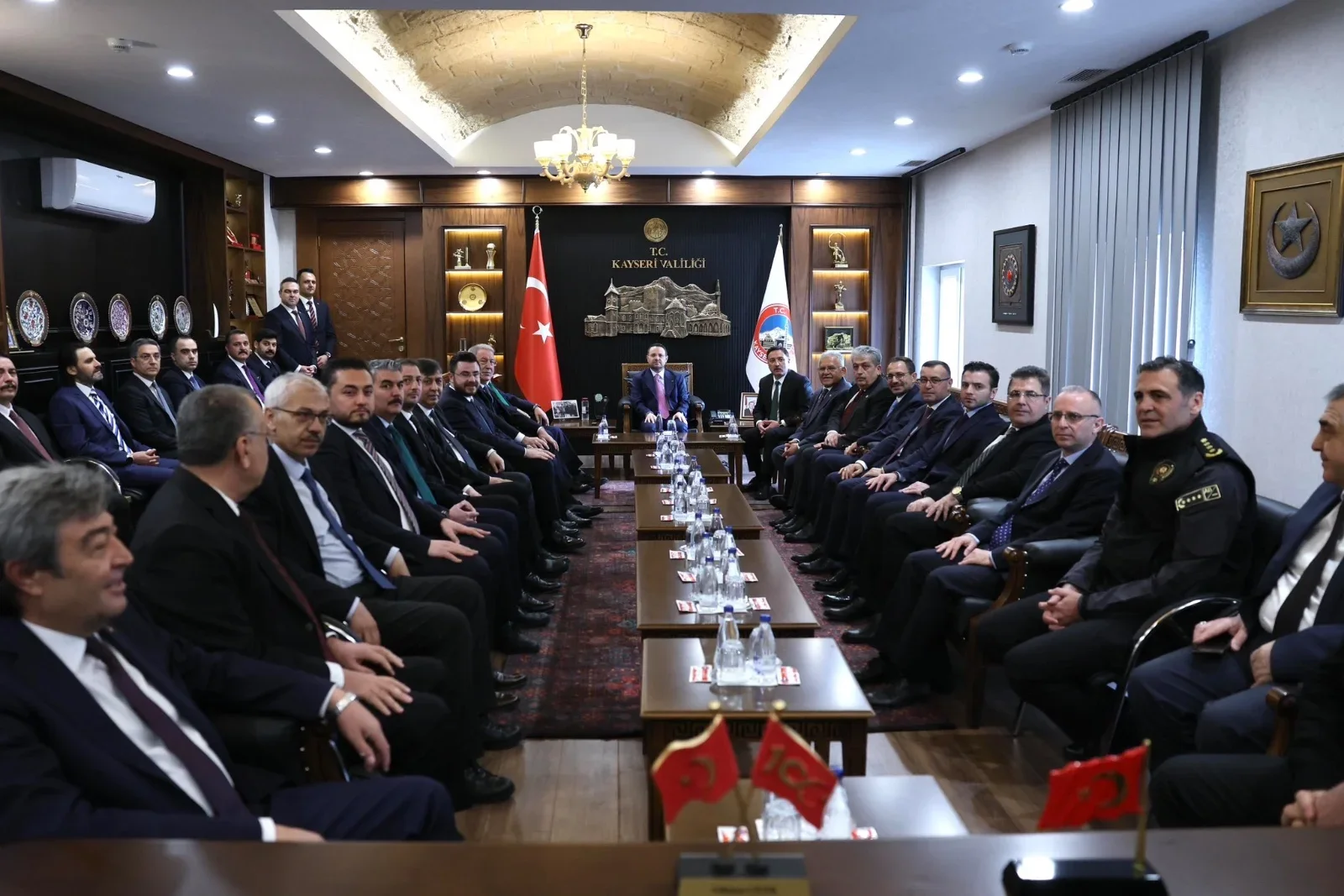 Adalet Bakanı Gürlek: Yolsuzlukların ucu nereye dokunursa dokunsun devletimizin demir yumruğunu indiriyoruz
