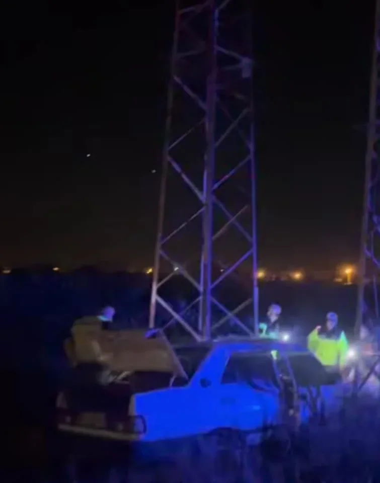 Develi’de otomobil elektrik direğine çarptı: 1 yaralı