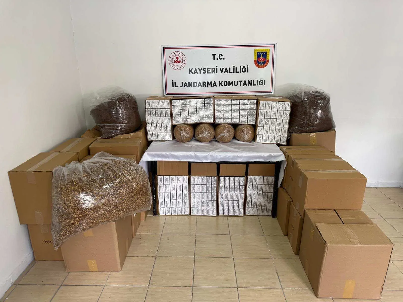 Kayseri’de 200 kilo kaçak tütün ele geçirildi