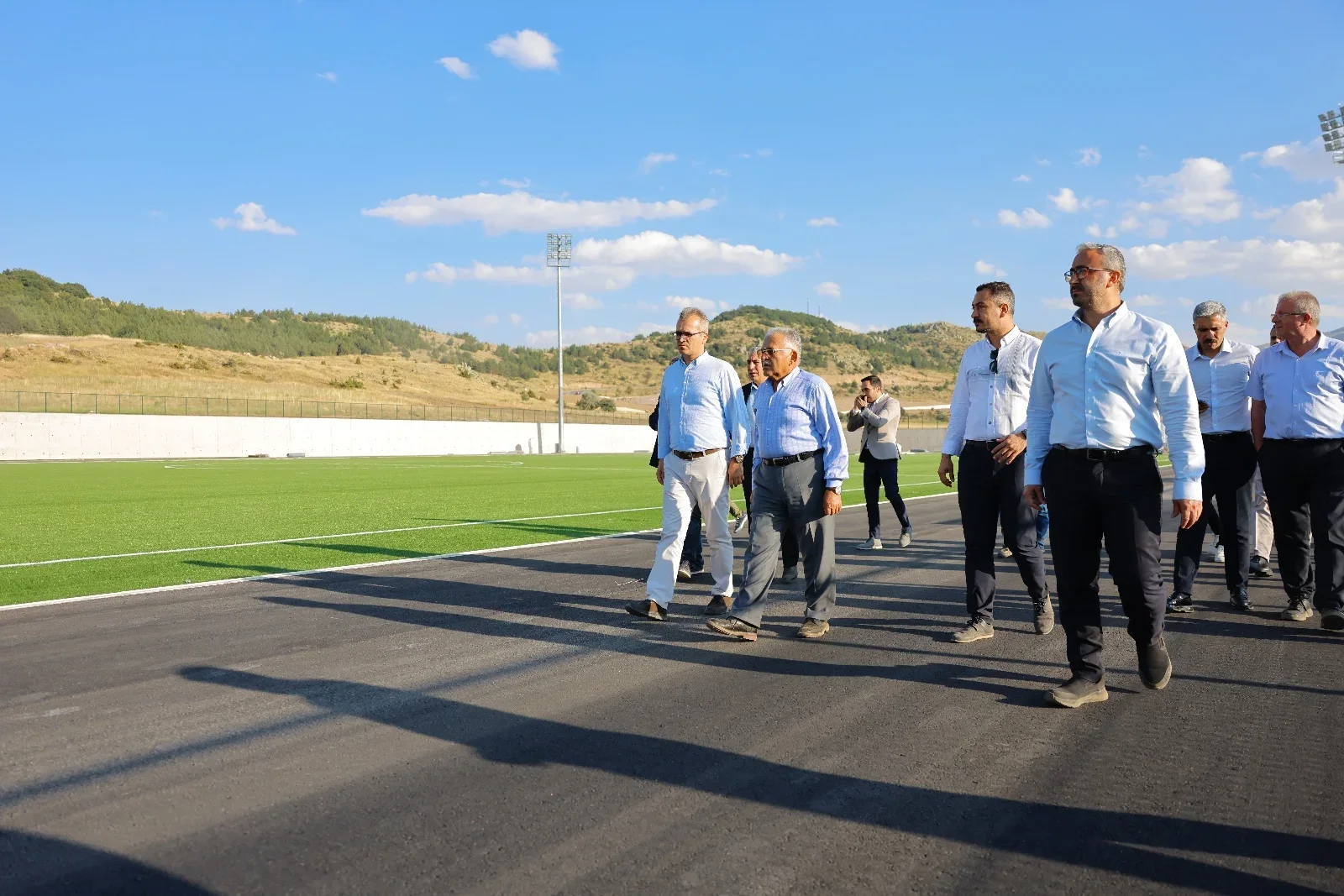 Başkan Büyükkılıç, Erciyes’teki atletizm pistinde inceleme