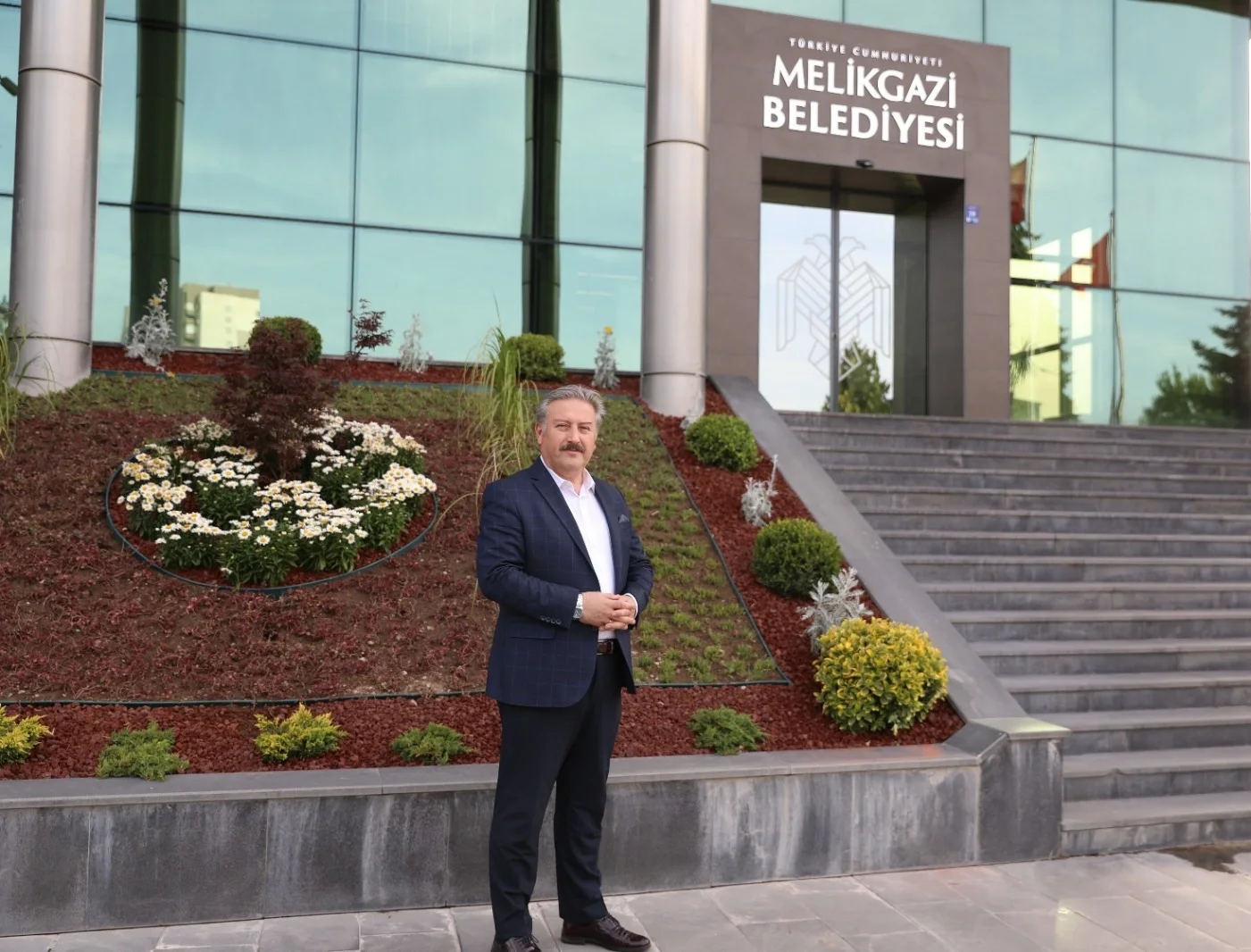 Melikgazi Belediyesi 204 daireyi sahipleriyle buluşturuyor