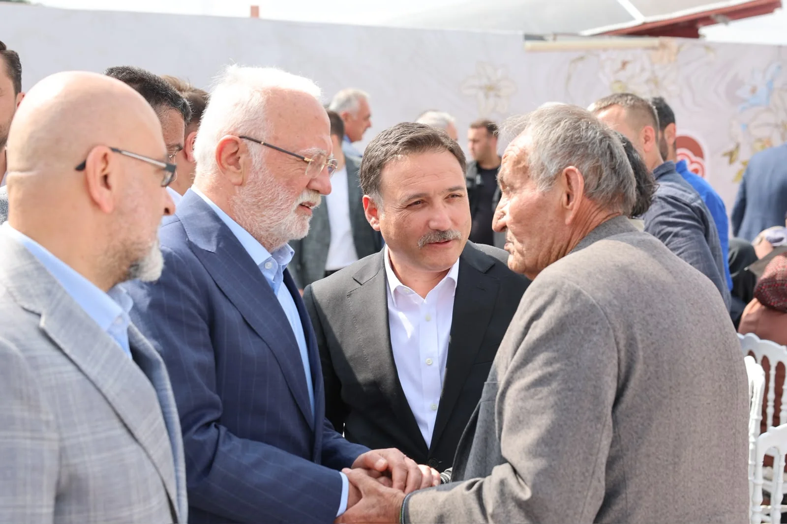 Kayseri Valiliği’nden gaziler onuruna yemek programı