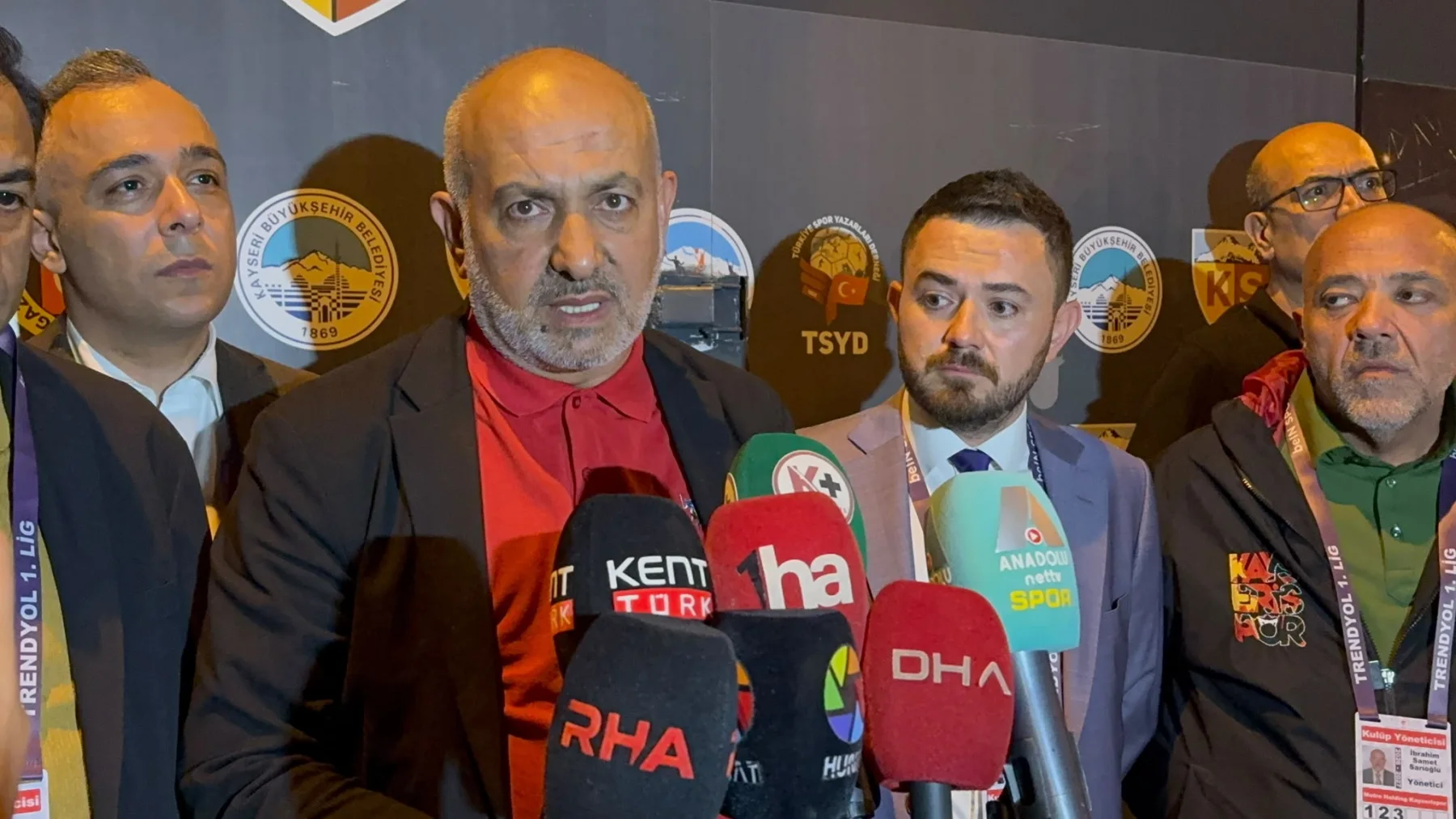 Kayserispor Başkanı Ali Çamlı:  Bu takım daha çok başarı kazanacak