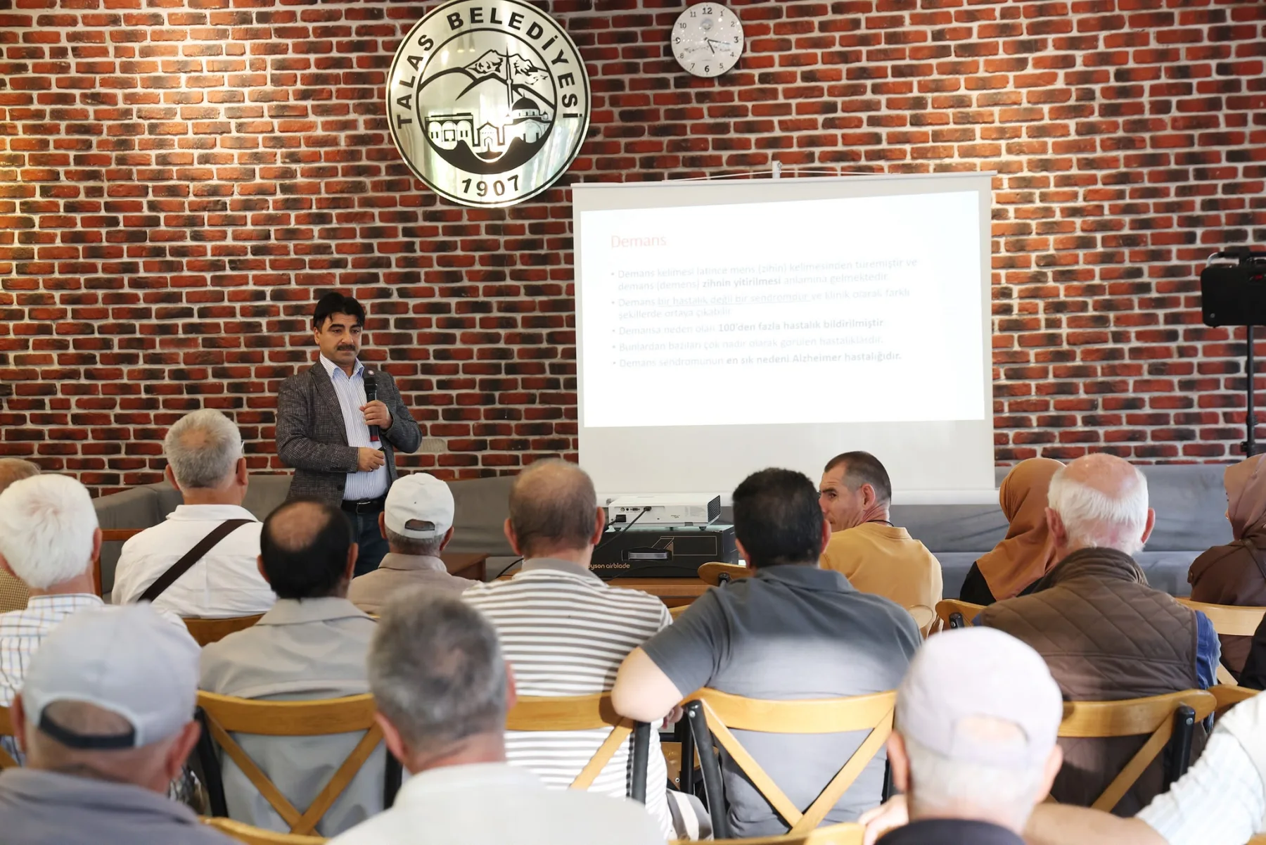 Talas’ta Alzheimer bilgilendirme programı
