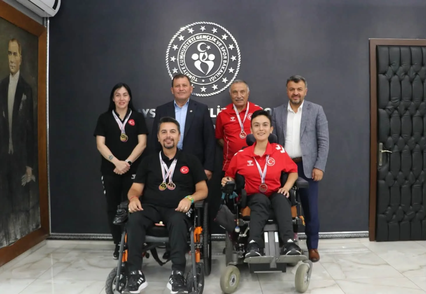 Başarılı Boccia sporcularından İl Müdürü Kabakcı’ya ziyaret