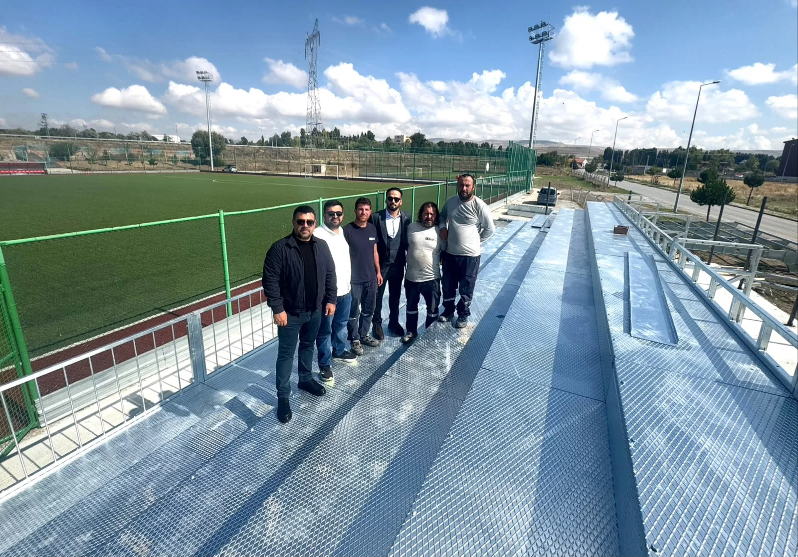 Bünyan Stadyumu’nda tribün çalışmaları hızla ilerliyor