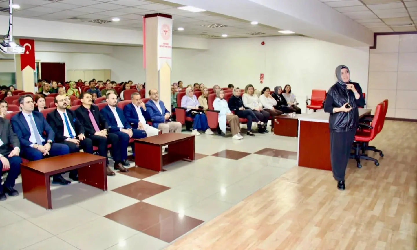 Hastanede “Evlilik Ehliyeti” konulu program düzenlendi