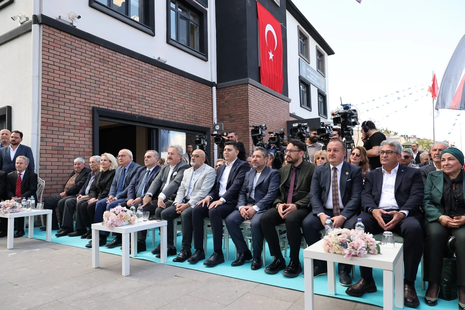 Melikgazi Belediyesi, 3 hizmeti Kıranardı Sosyal Yaşam Merkezi’nde buluşturdu