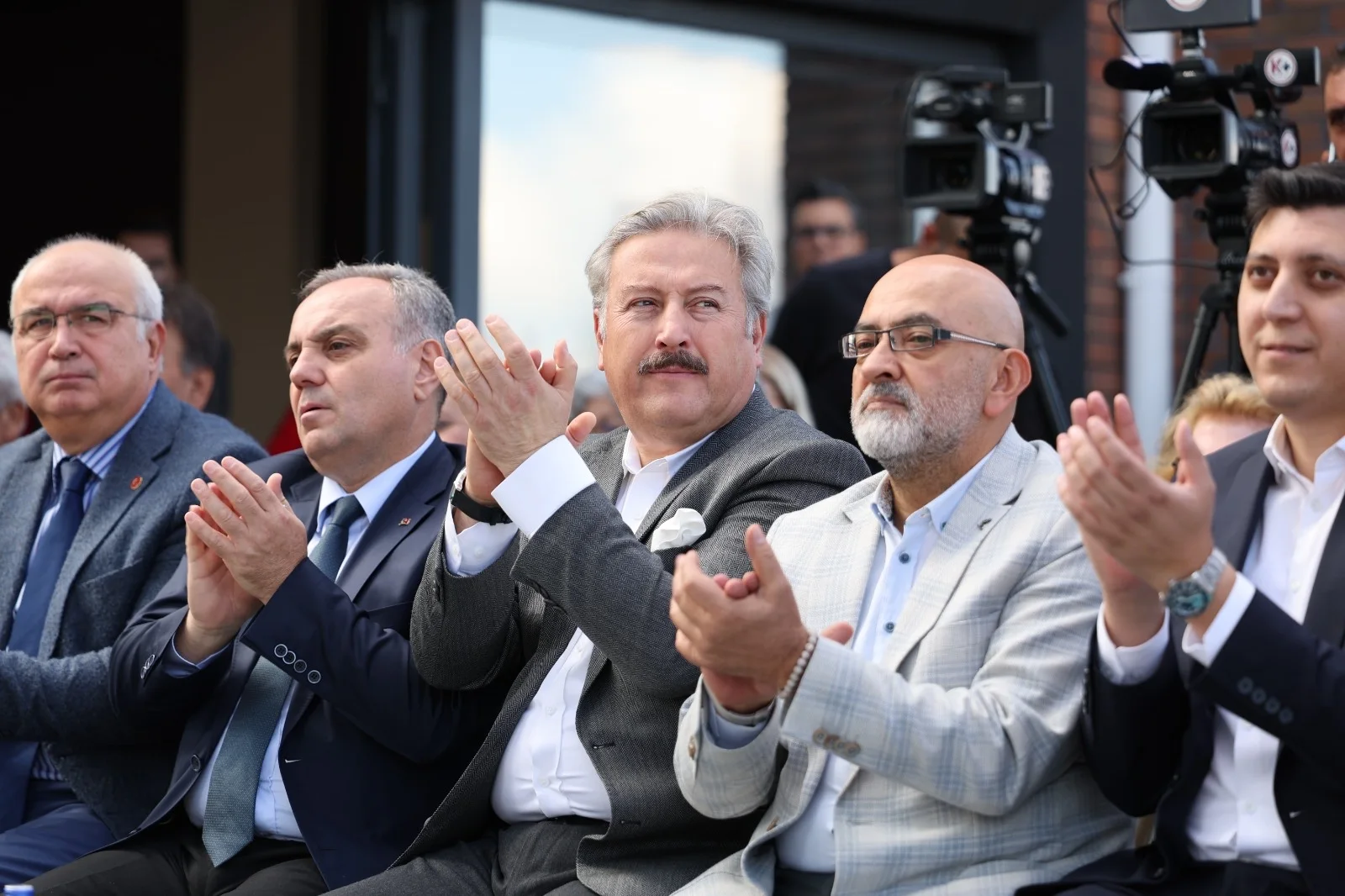 Melikgazi Belediyesi, 3 hizmeti Kıranardı Sosyal Yaşam Merkezi’nde buluşturdu