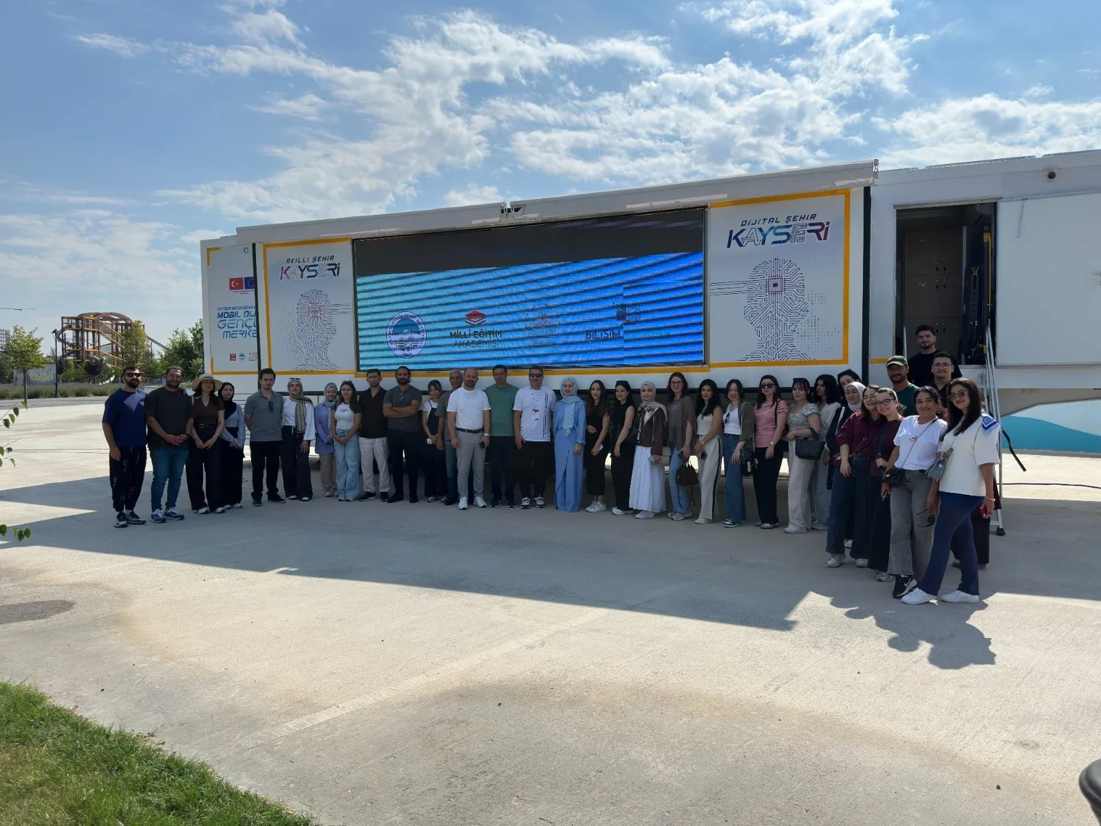 Kayseri’de 500’ü aşkın öğretmen adayına yapay zeka ve teknoloji eğitimi