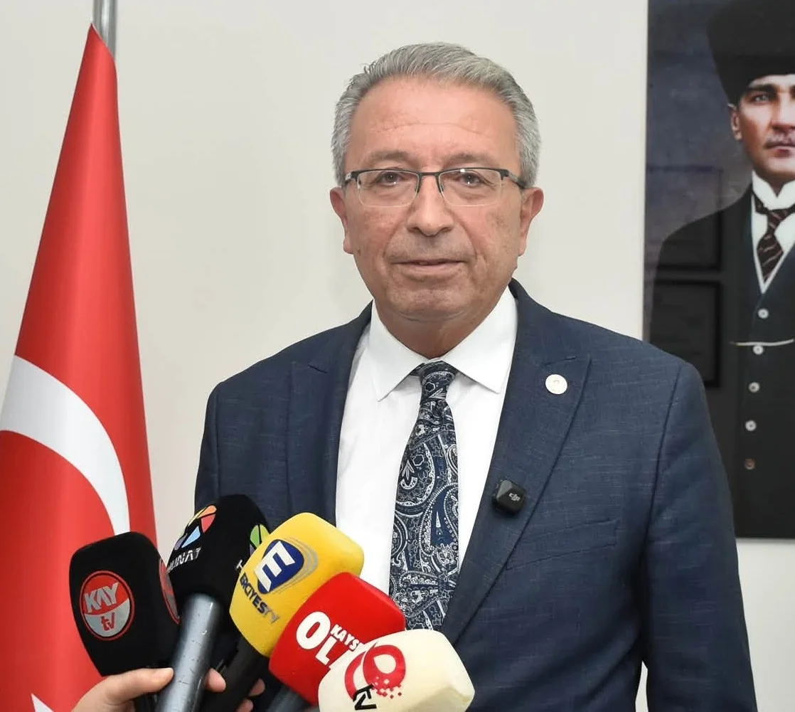 Kayseri Baro Başkanı Özsoy, güven tazeledi