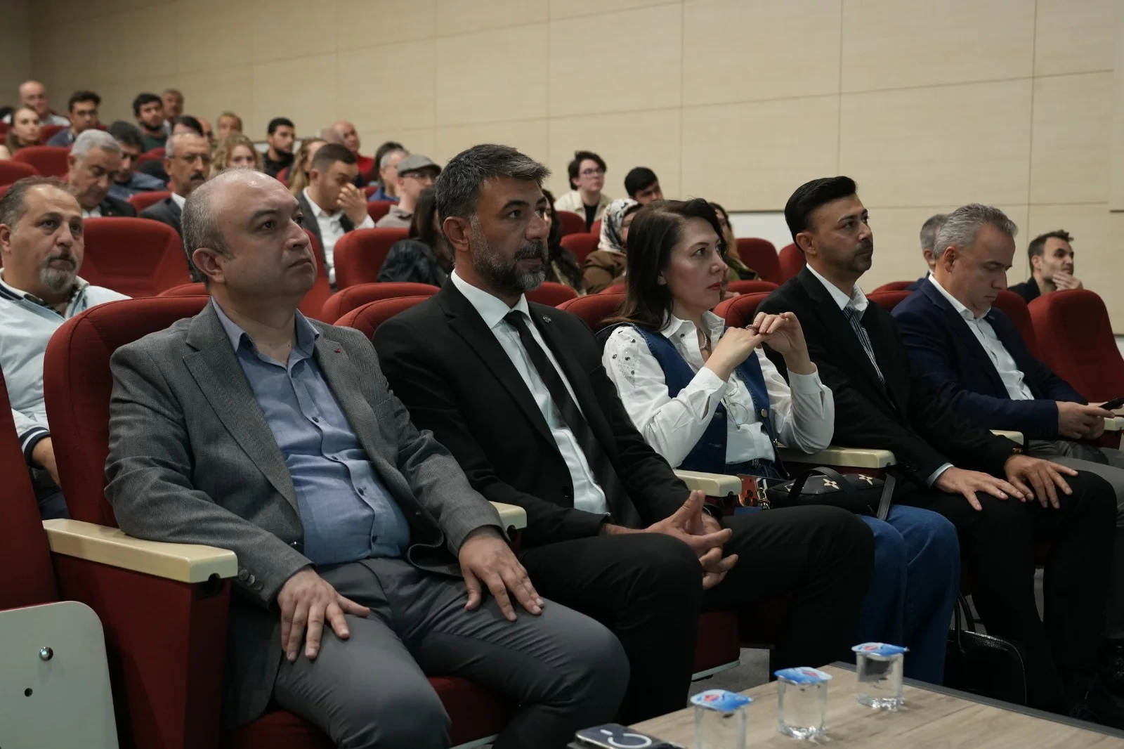 YENİDER’den iş dünyasına yapay zeka konferansı