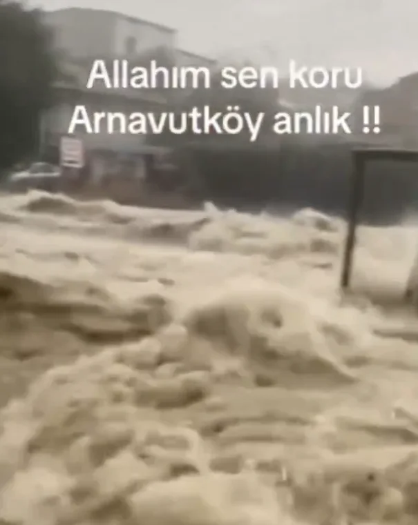 İstanbul'da Sel Felaketi: 41 Yılın Rekor Yağışı, 2 Can Kaybı, 1277 Su Baskını