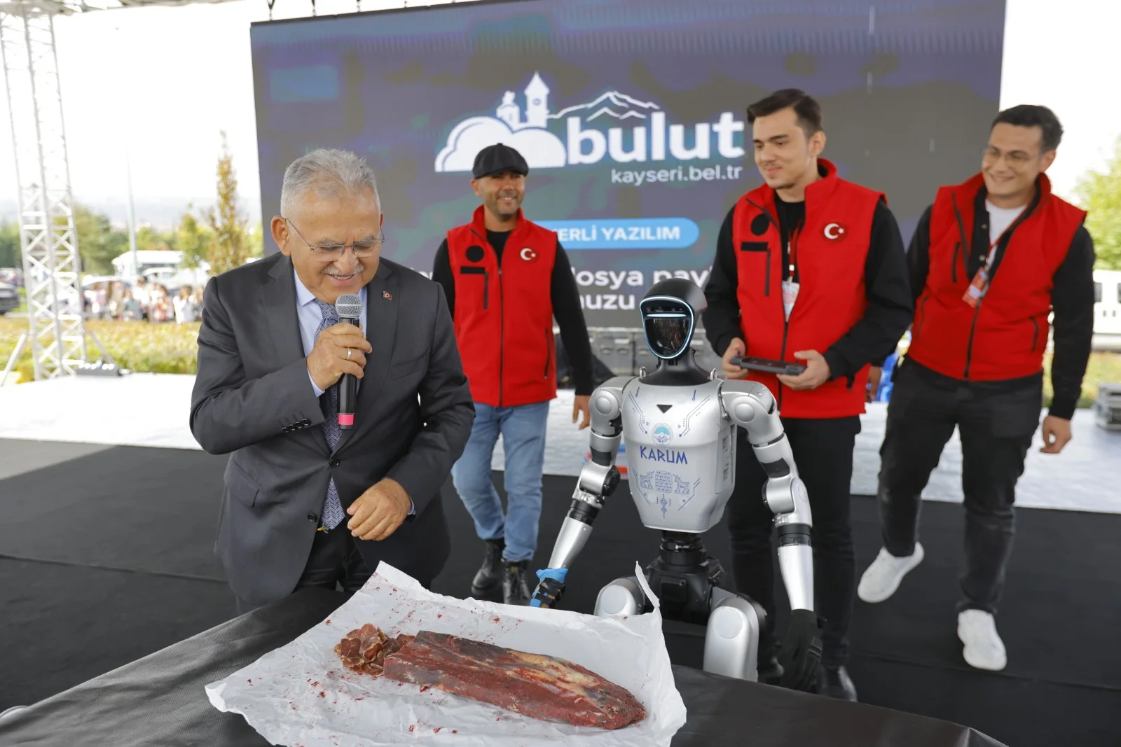 Kayseri’de Bilim ve Teknoloji Şöleni Başladı