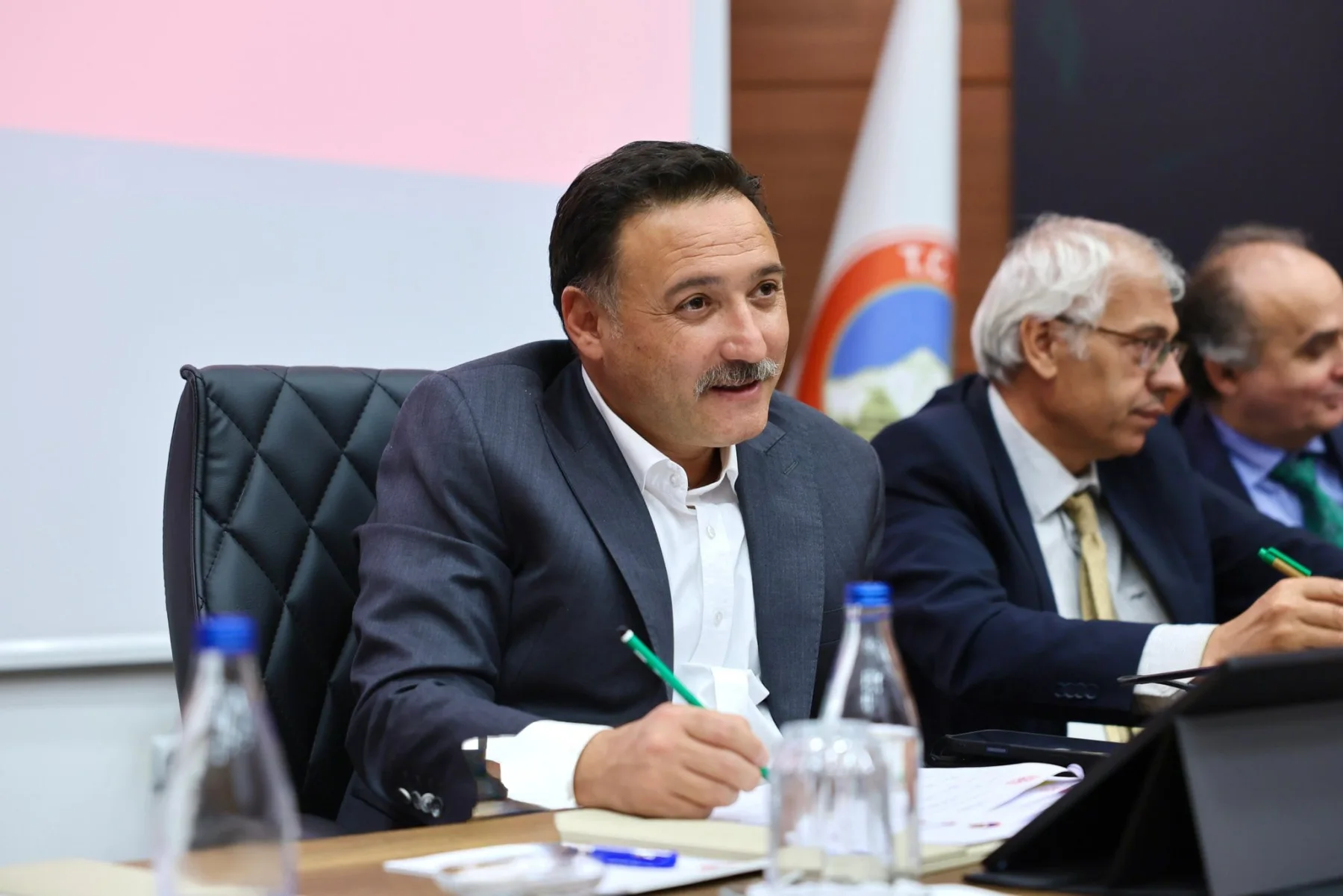 Vali Gökmen Çiçek’ten Muhtarlar Günü mesajı