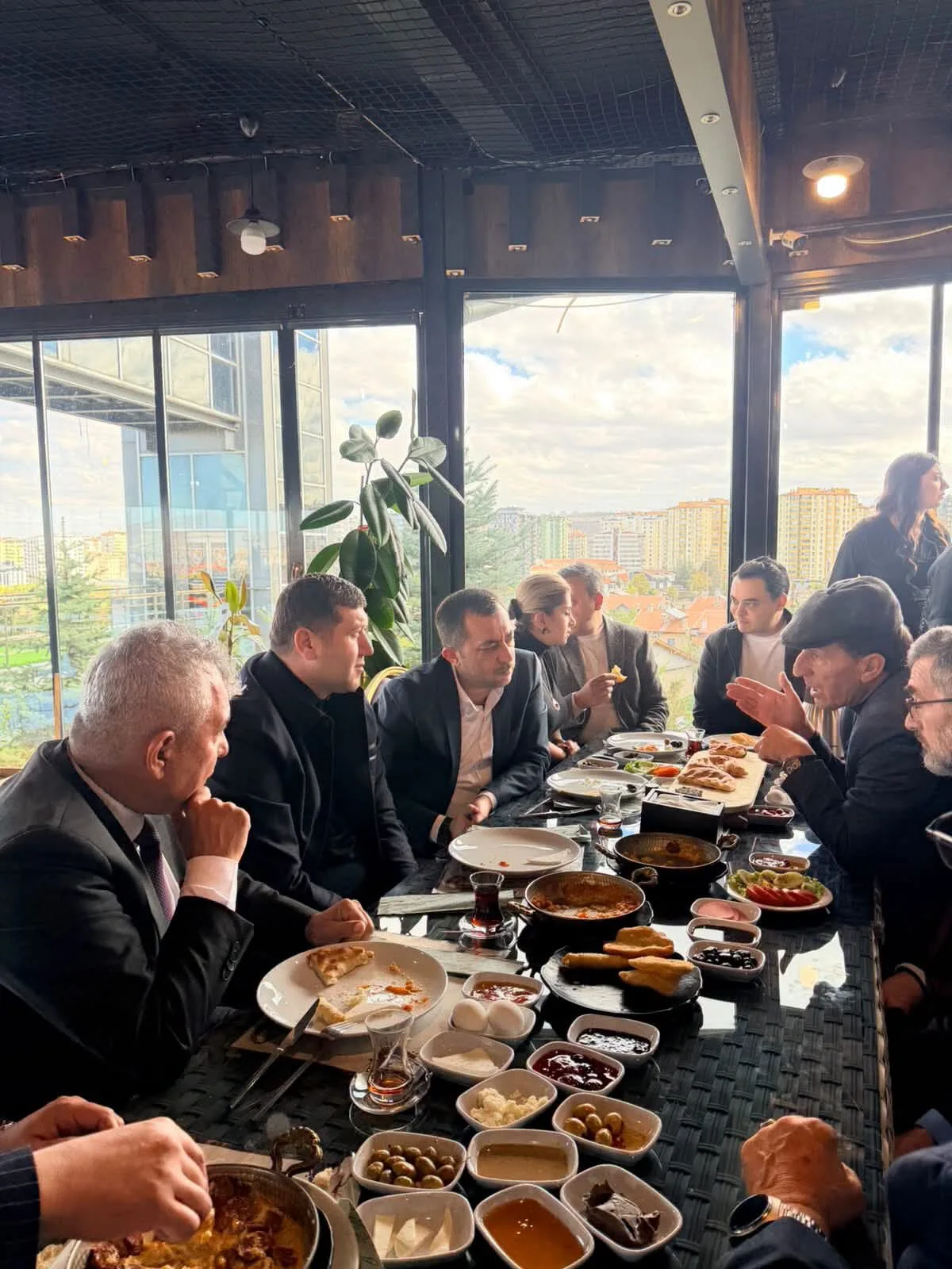 MHP Kocasinan’da Muhtarlar Günü buluşması