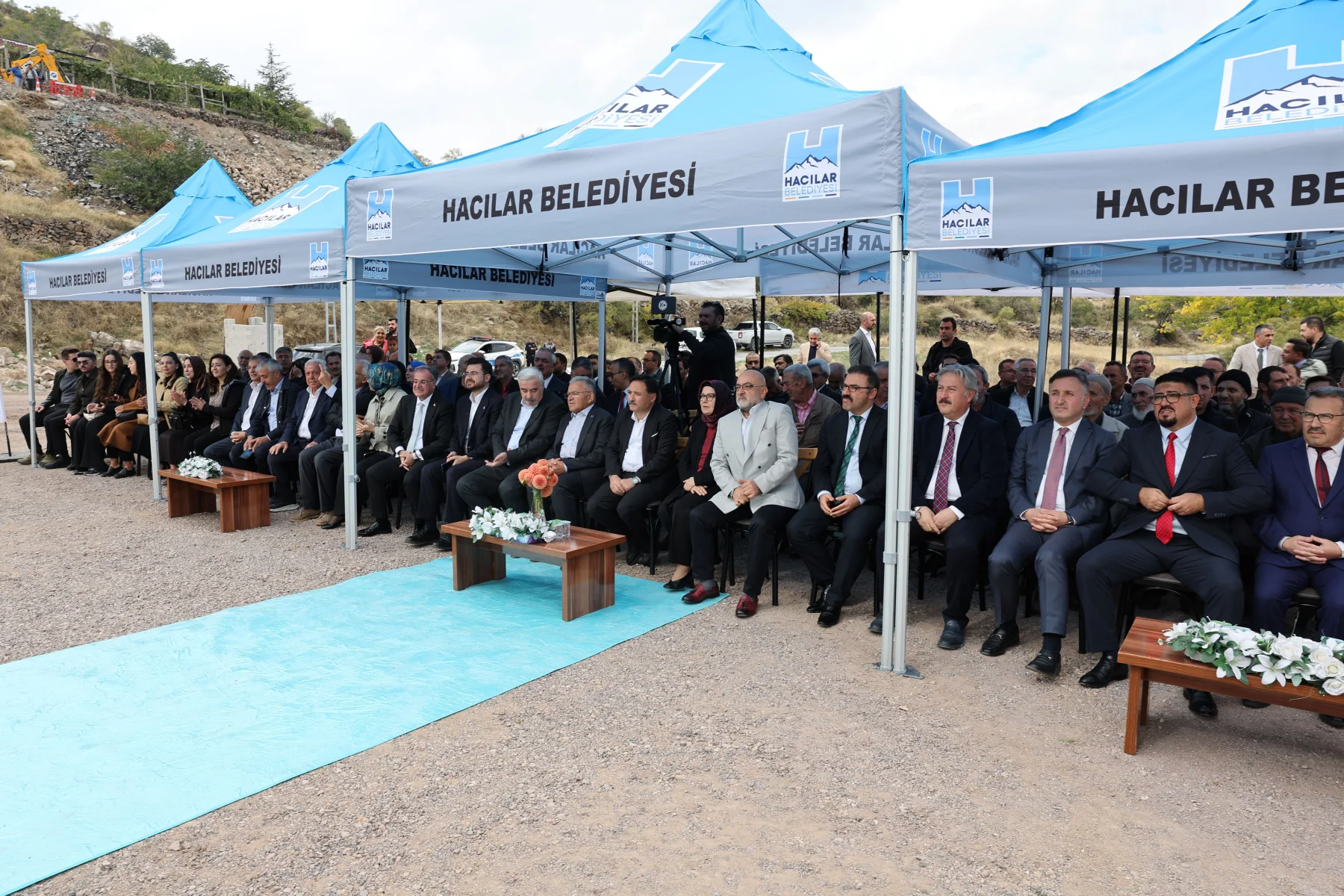 Hacılar’da hayırseverlerin yaptırdığı 16 derslikli kız imam hatip lisesi tanıtıldı