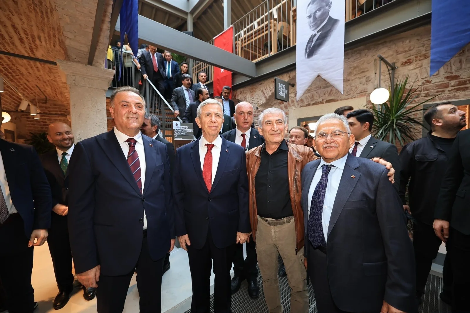 Büyükkılıç, İstanbul'da Şehir Araştırmaları Merkezi açılışına katıldı
