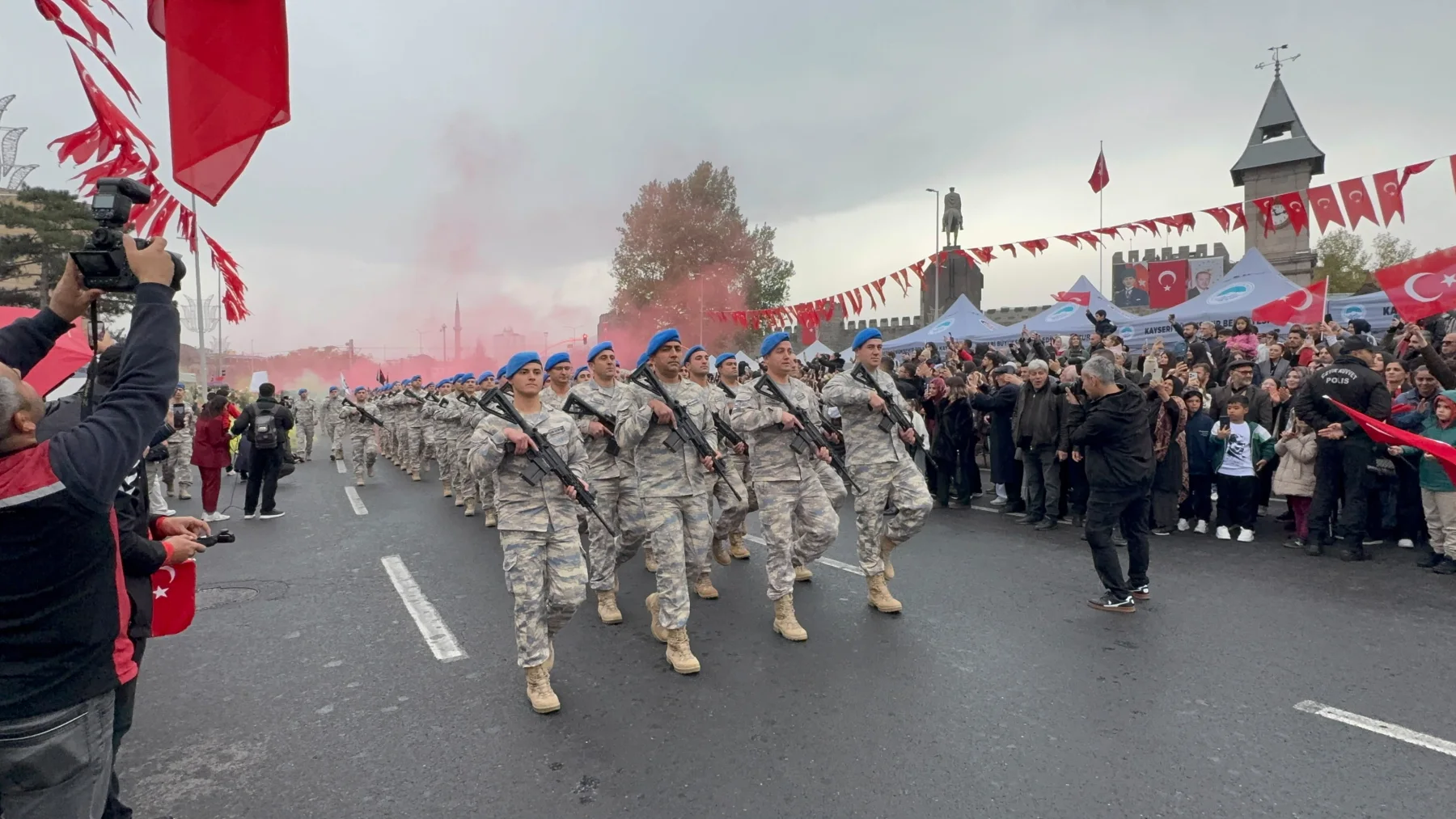 Kayseri’de 29 Ekim coşkuyla kutlandı