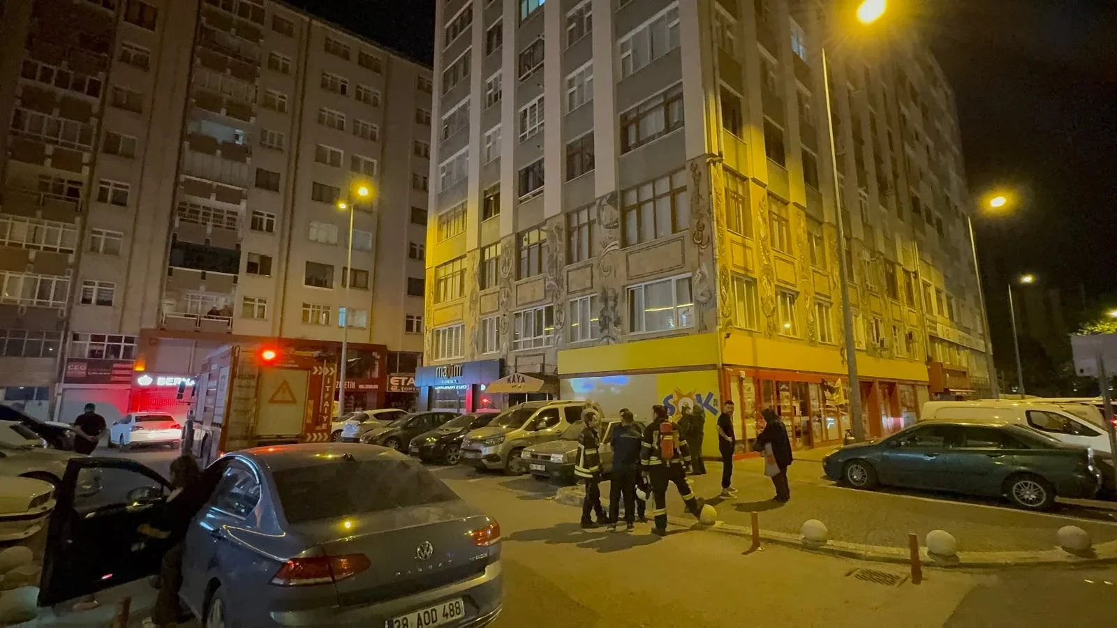 Apartmandaki yanık kokusu ihbarı ekipleri harekete geçirdi