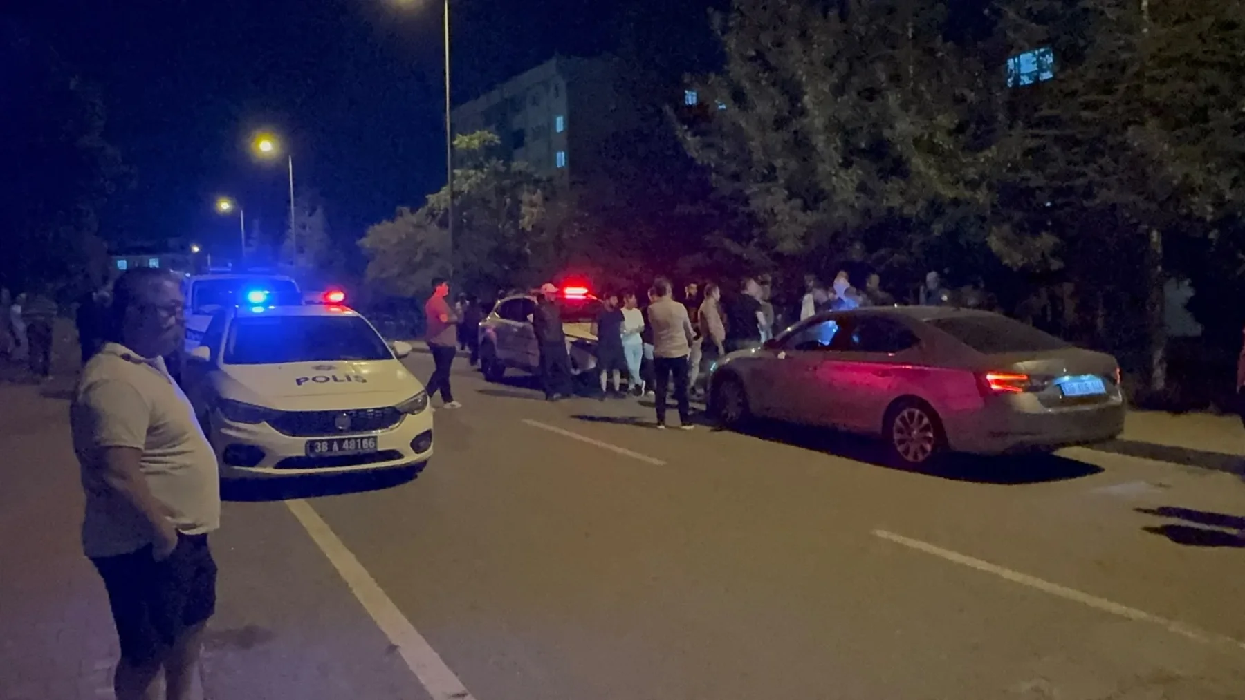 Kayseri’de bıçaklı kavga: 3 yaralı