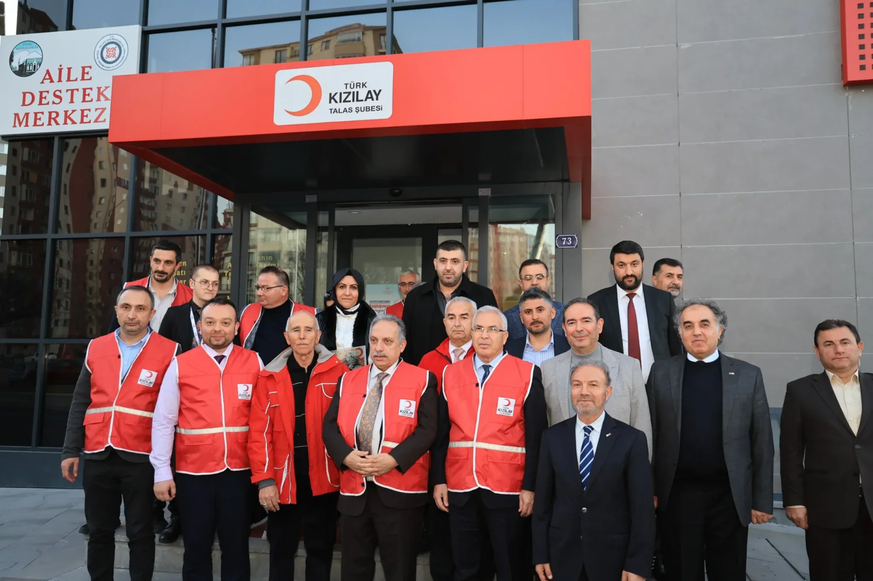 158 YILLIK İYİLİK ÇINARI, TALAS’TA KÖK SALIYOR