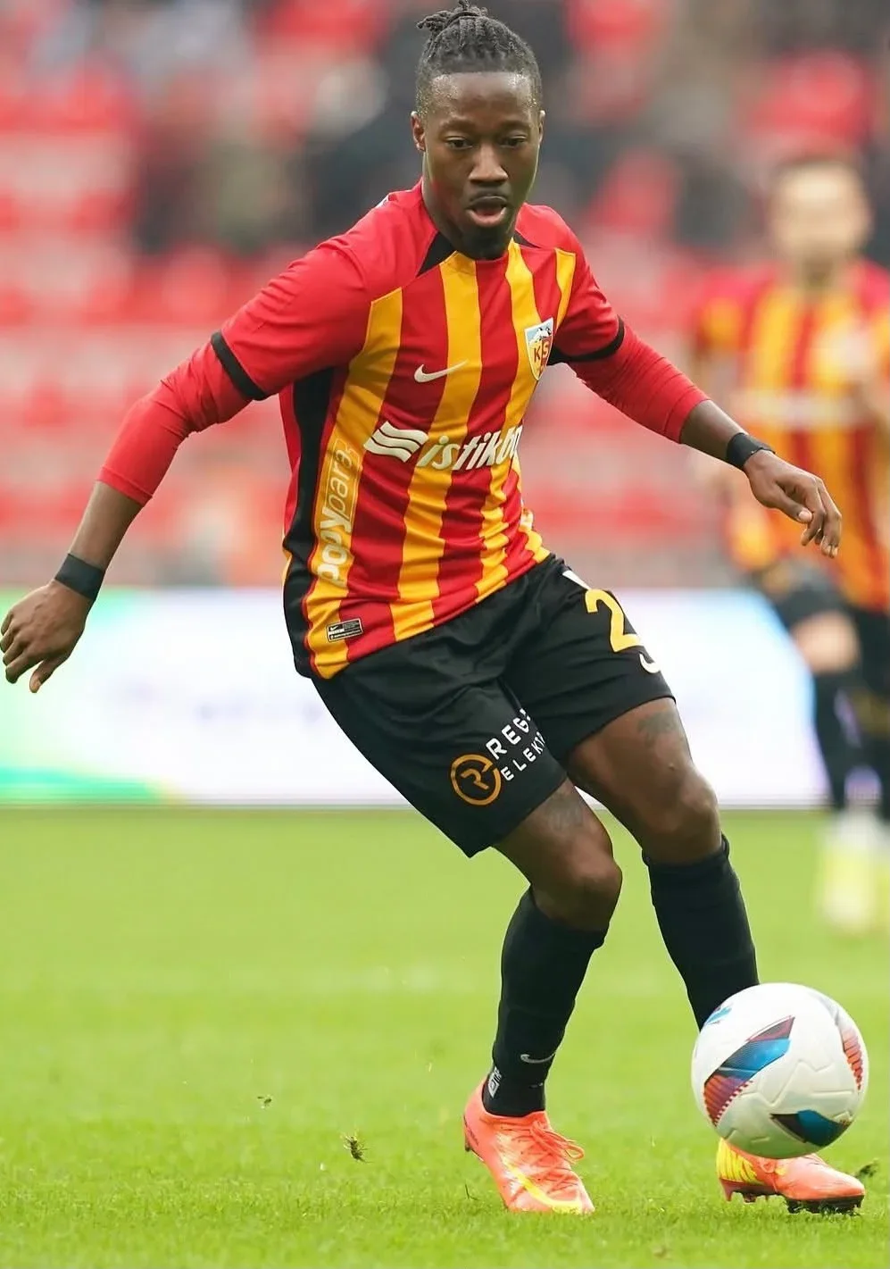 Kayserispor’a FIFA’dan geçici tescil yasağı