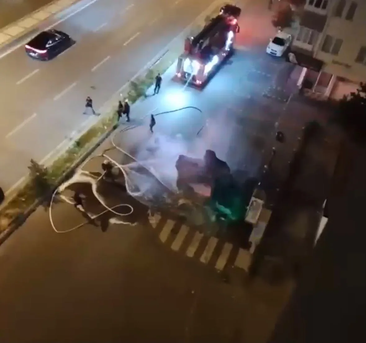 Elektrikli aracın patlama anı kamerada