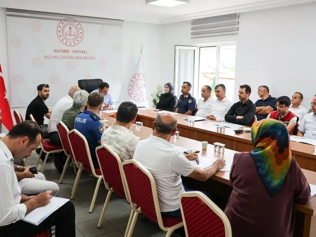 Yahyalı'nda Hayat Boyu Öğrenme Komisyonu Toplandı
