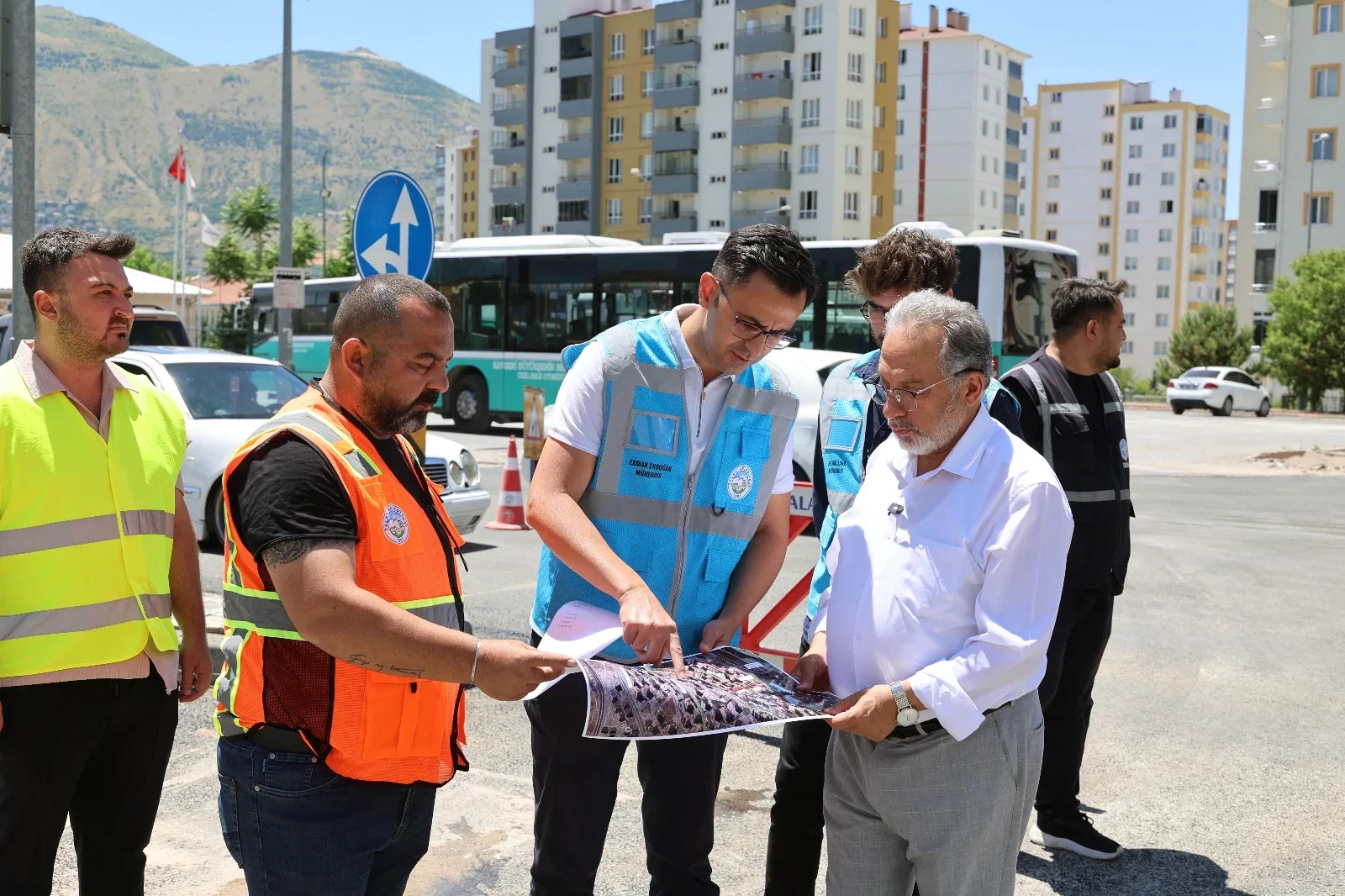 Talas’ta Sayer Caddesi’nin altyapı ve üstyapısı yenilendi