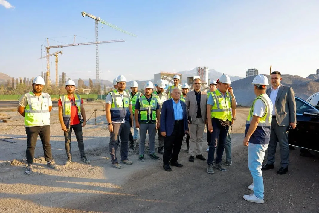 Başkan Büyükkılıç’tan Kartal Katlı Kavşağı’nda inceleme