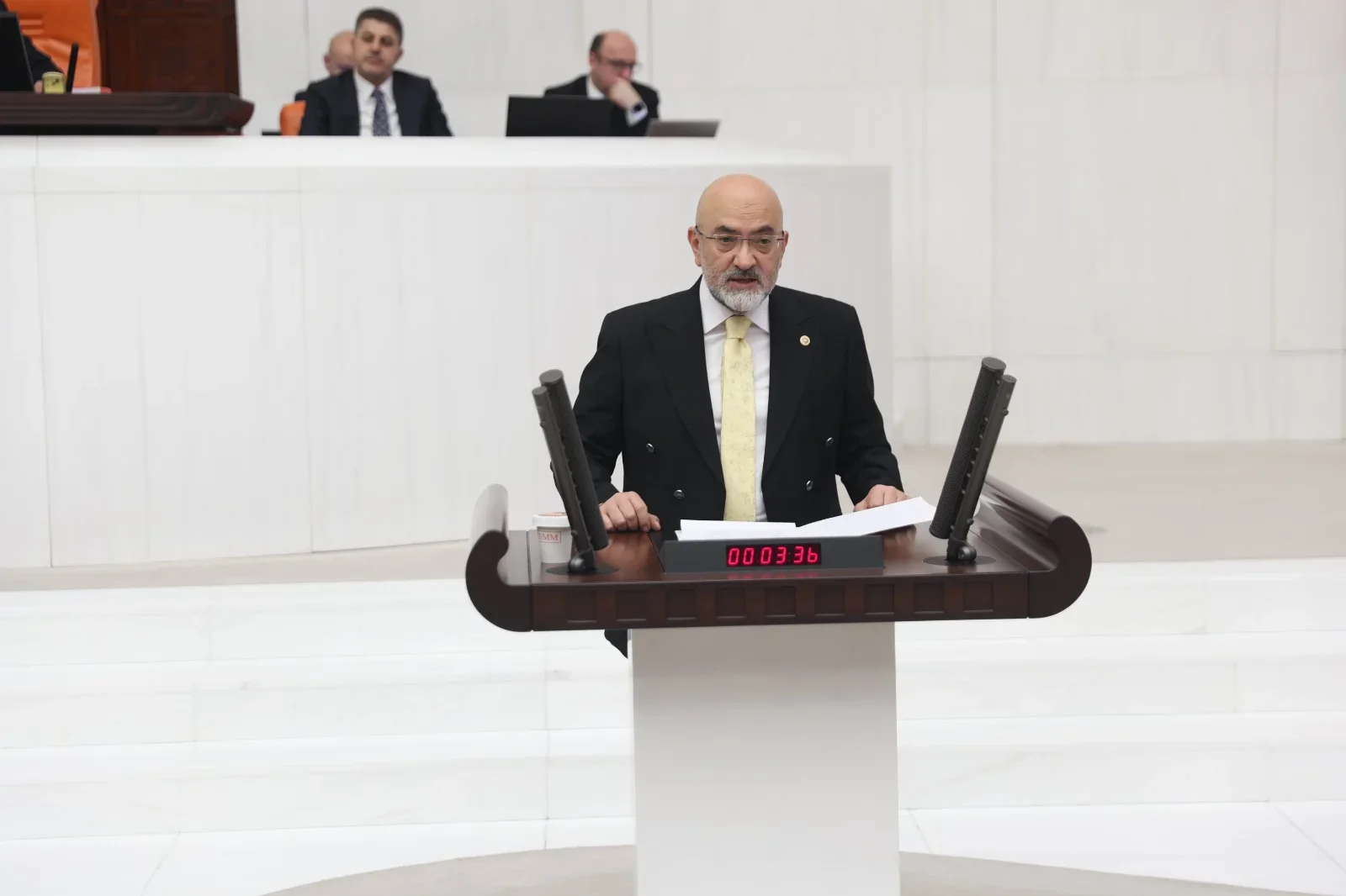 Kayseri Milletvekili Murat Cahid Cıngı: Kurban olduğum Kayserimize verdikçe veriyor