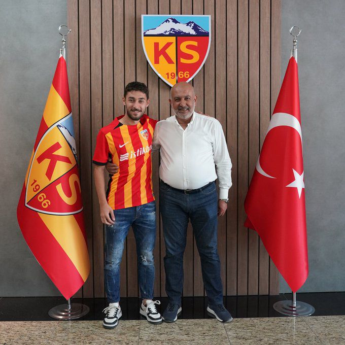 Kayserispor, Kartal Kayra ile tekrar 1 seneliğine anlaştı