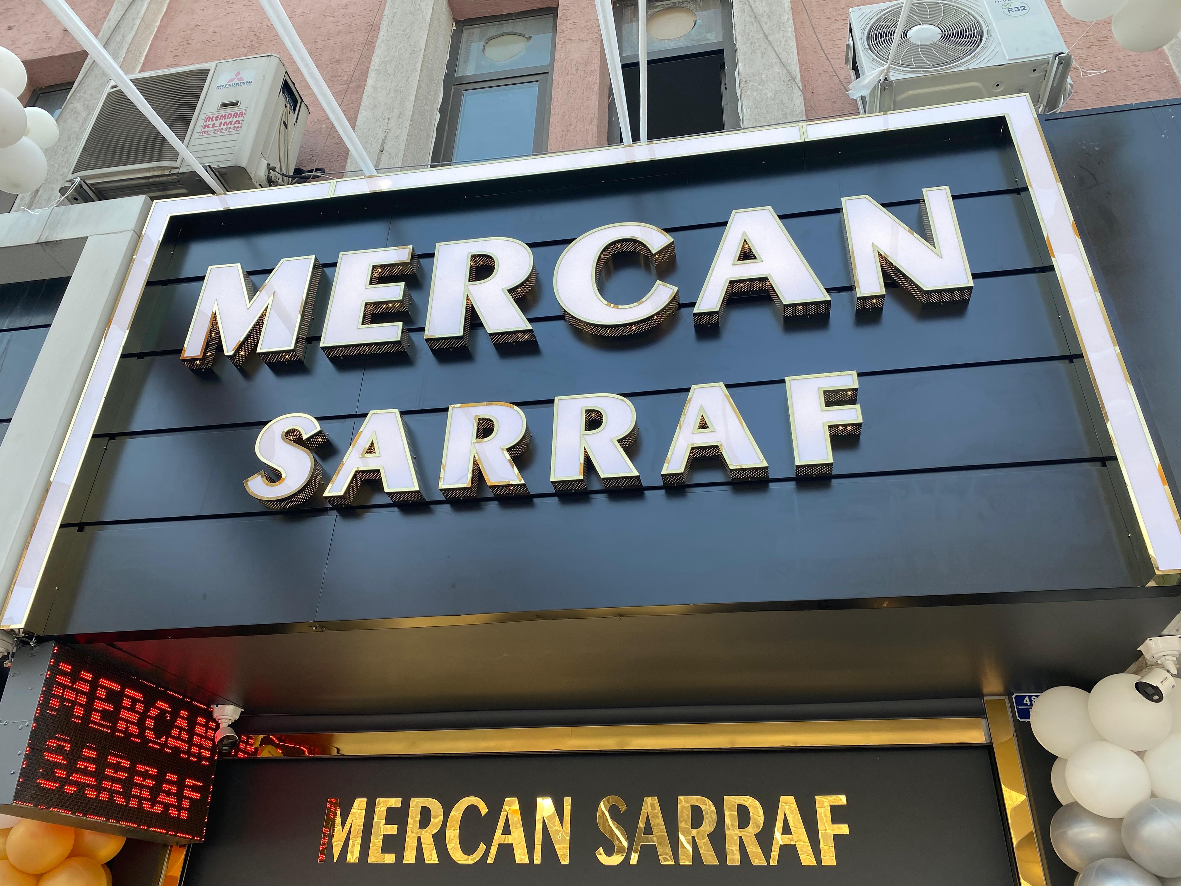 Mercan Sarraf, 27 Mayıs Caddesi’nde açıldı